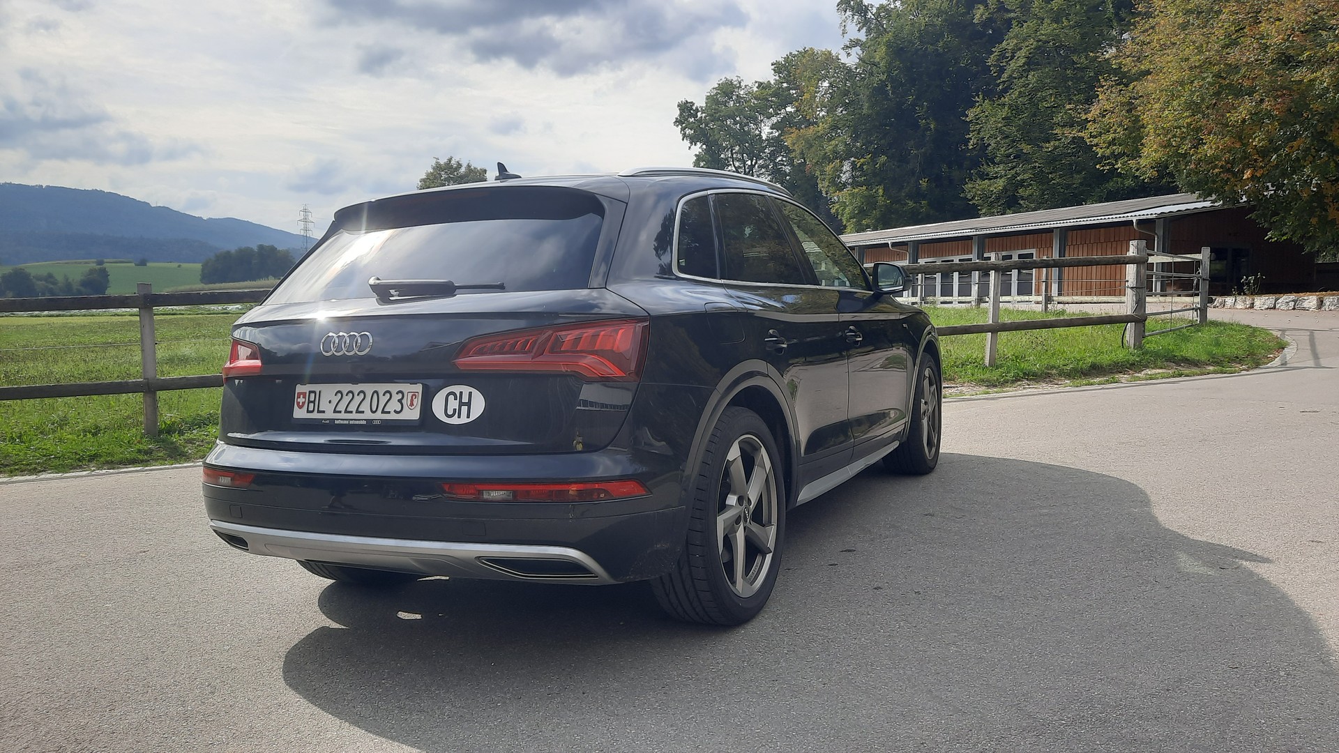 AUDI Q5 45 TFSI quattro S-tronic-image-1