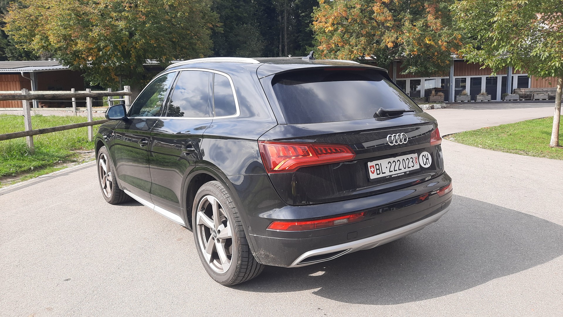 AUDI Q5 45 TFSI quattro S-tronic-image-2