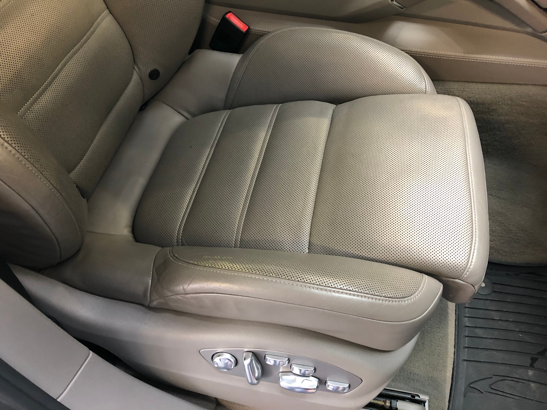 PORSCHE Cayenne S-image-13