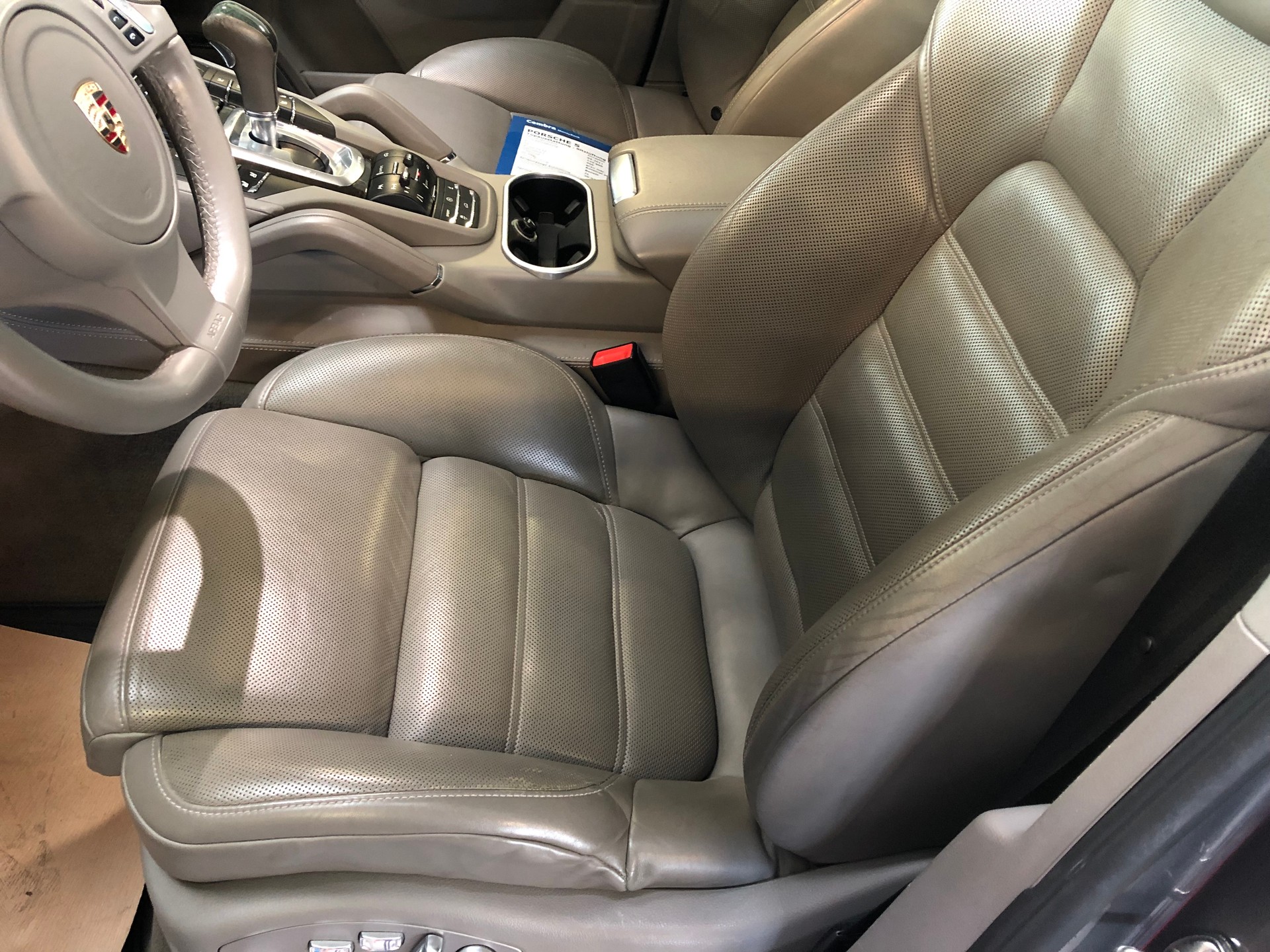 PORSCHE Cayenne S-image-28
