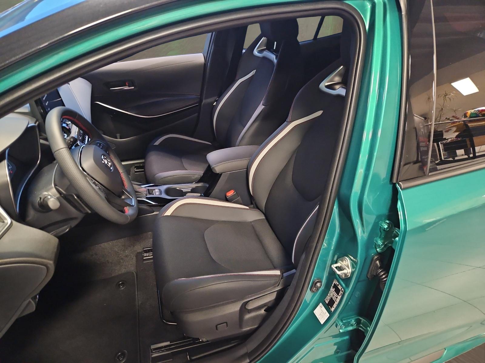 TOYOTA Corolla 2.0 HSD GR Sport-image-8