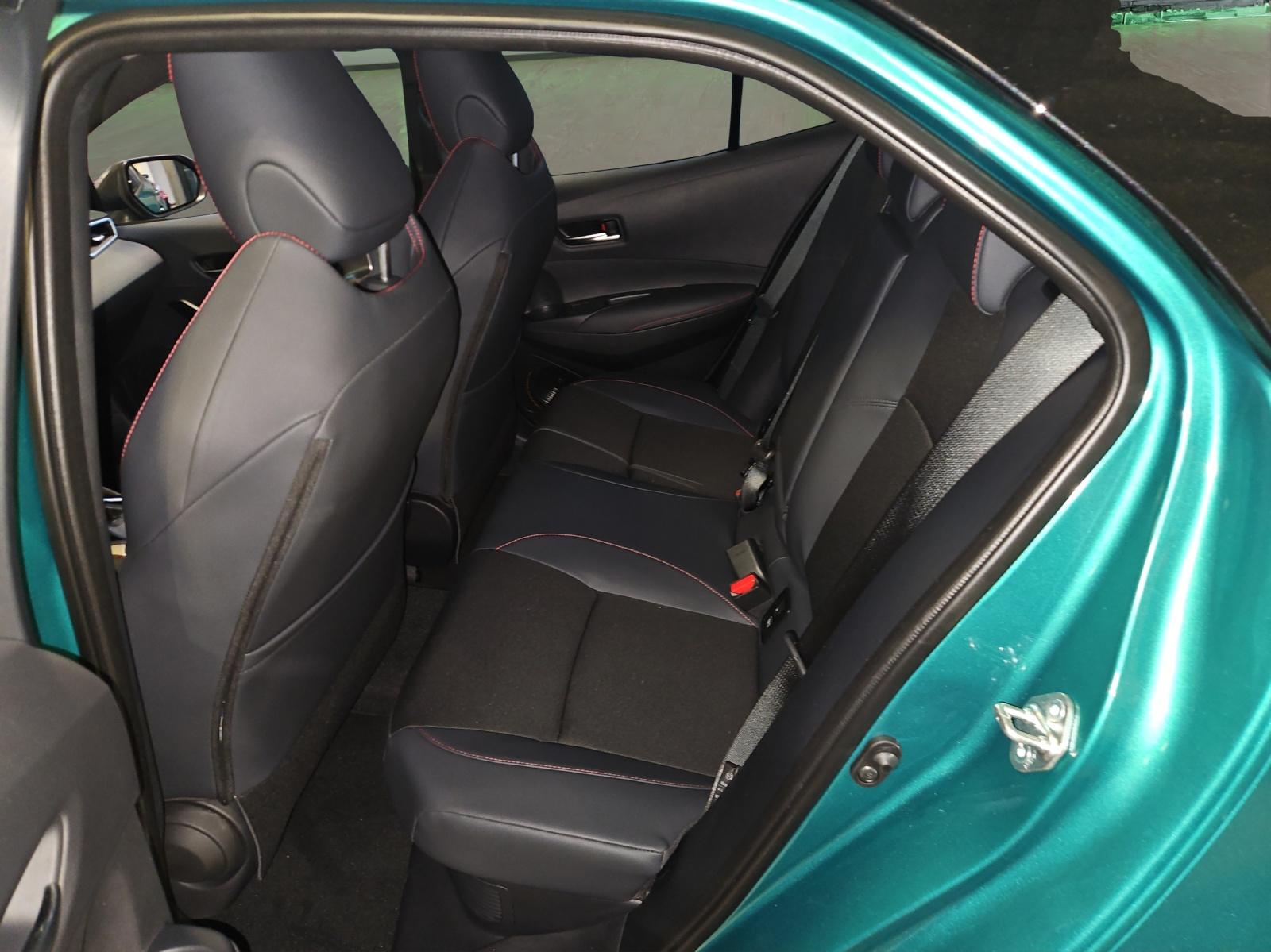 TOYOTA Corolla 2.0 HSD GR Sport-image-9