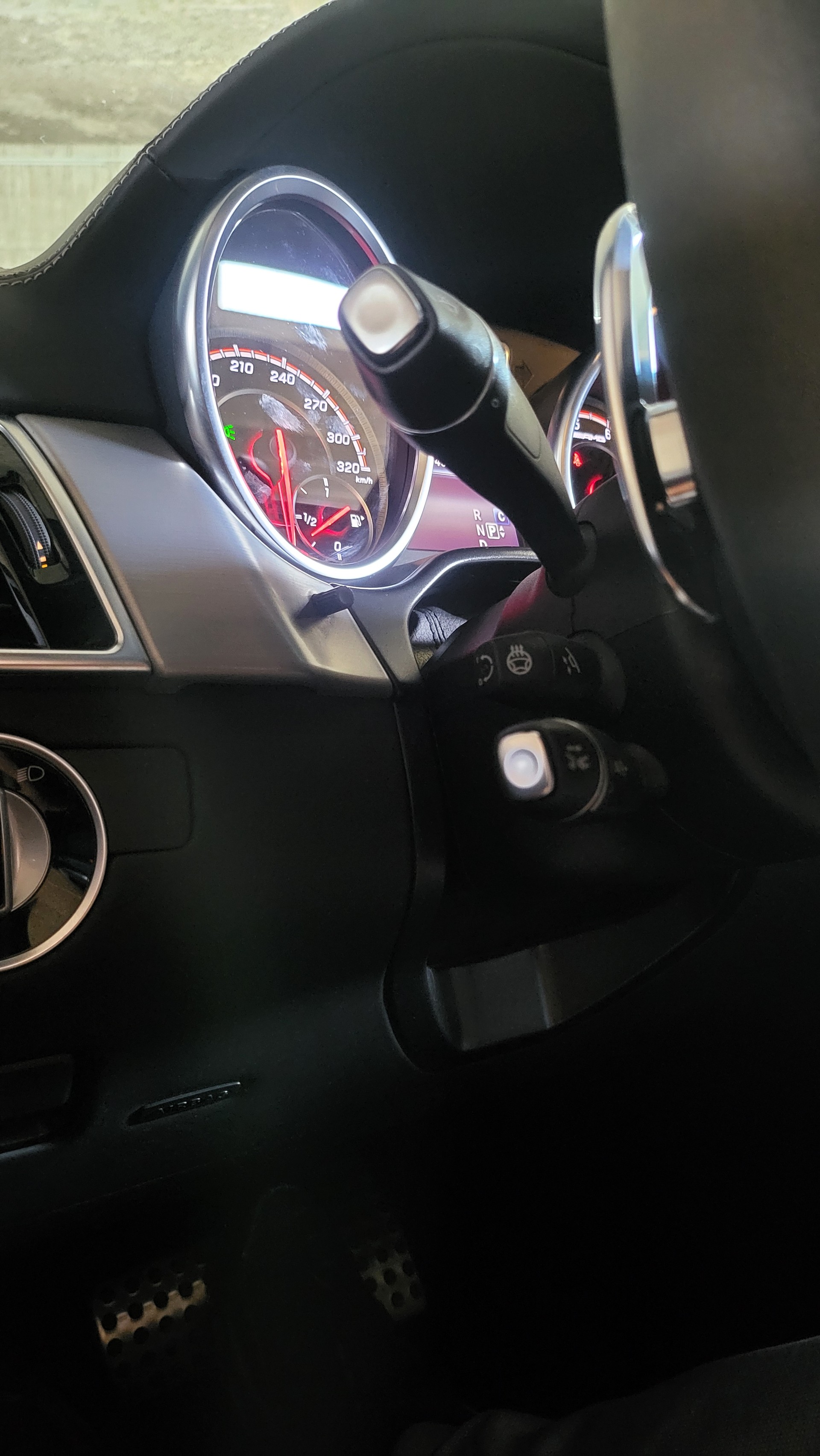 MERCEDES-BENZ GLE Coupé 63 S AMG 4Matic Speedshift-image-22