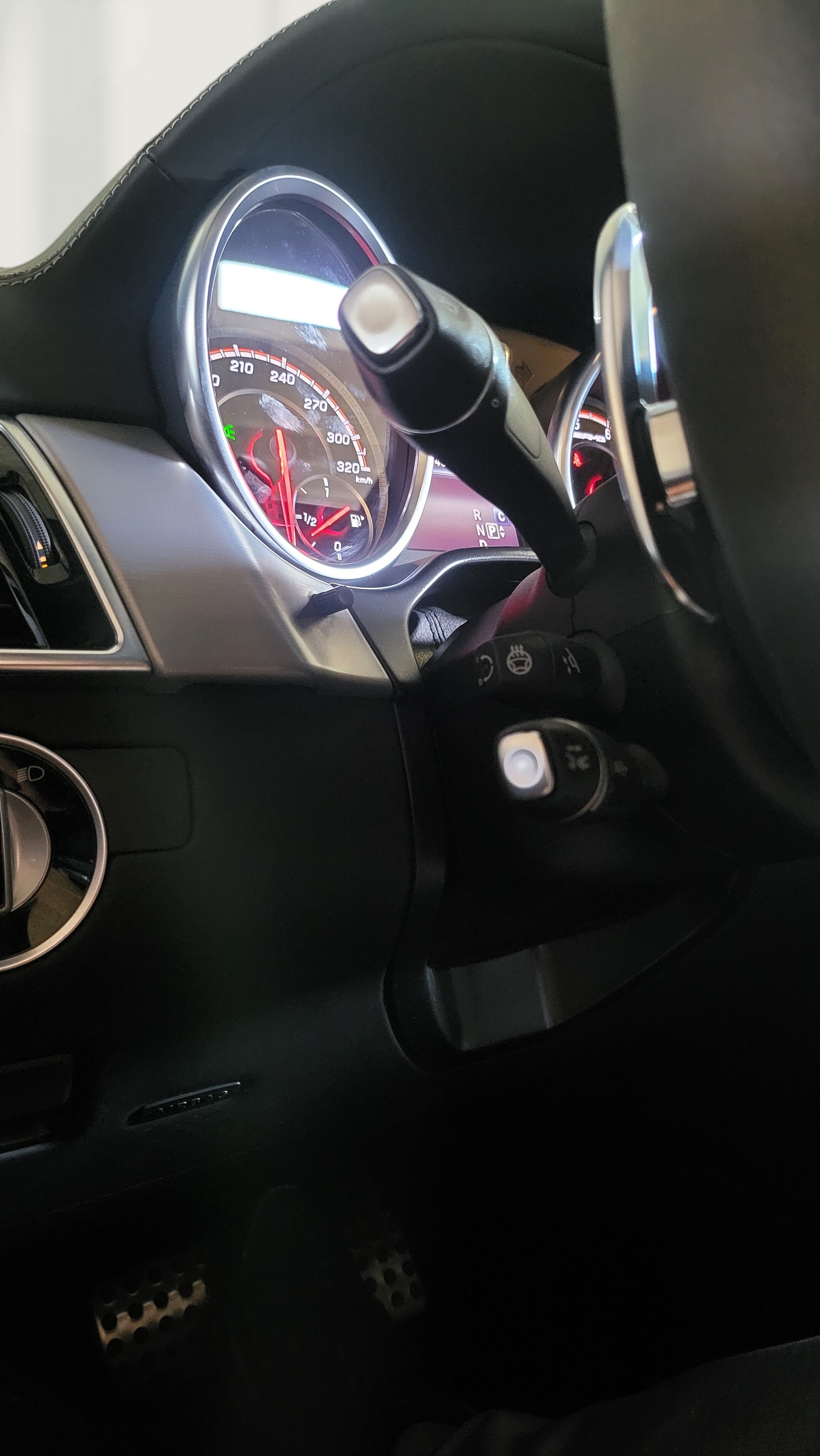 MERCEDES-BENZ GLE Coupé 63 S AMG 4Matic Speedshift-image-18