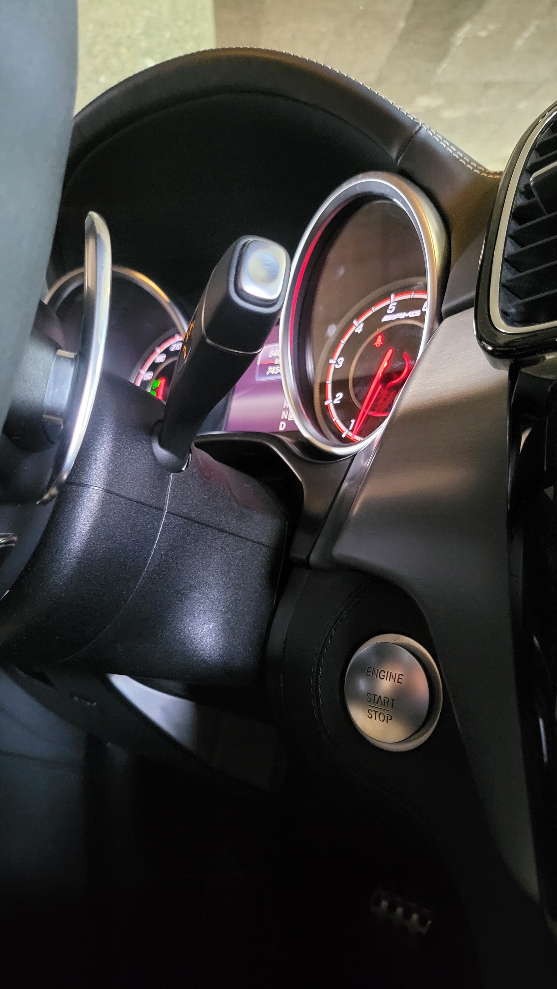 MERCEDES-BENZ GLE Coupé 63 S AMG 4Matic Speedshift-image-21