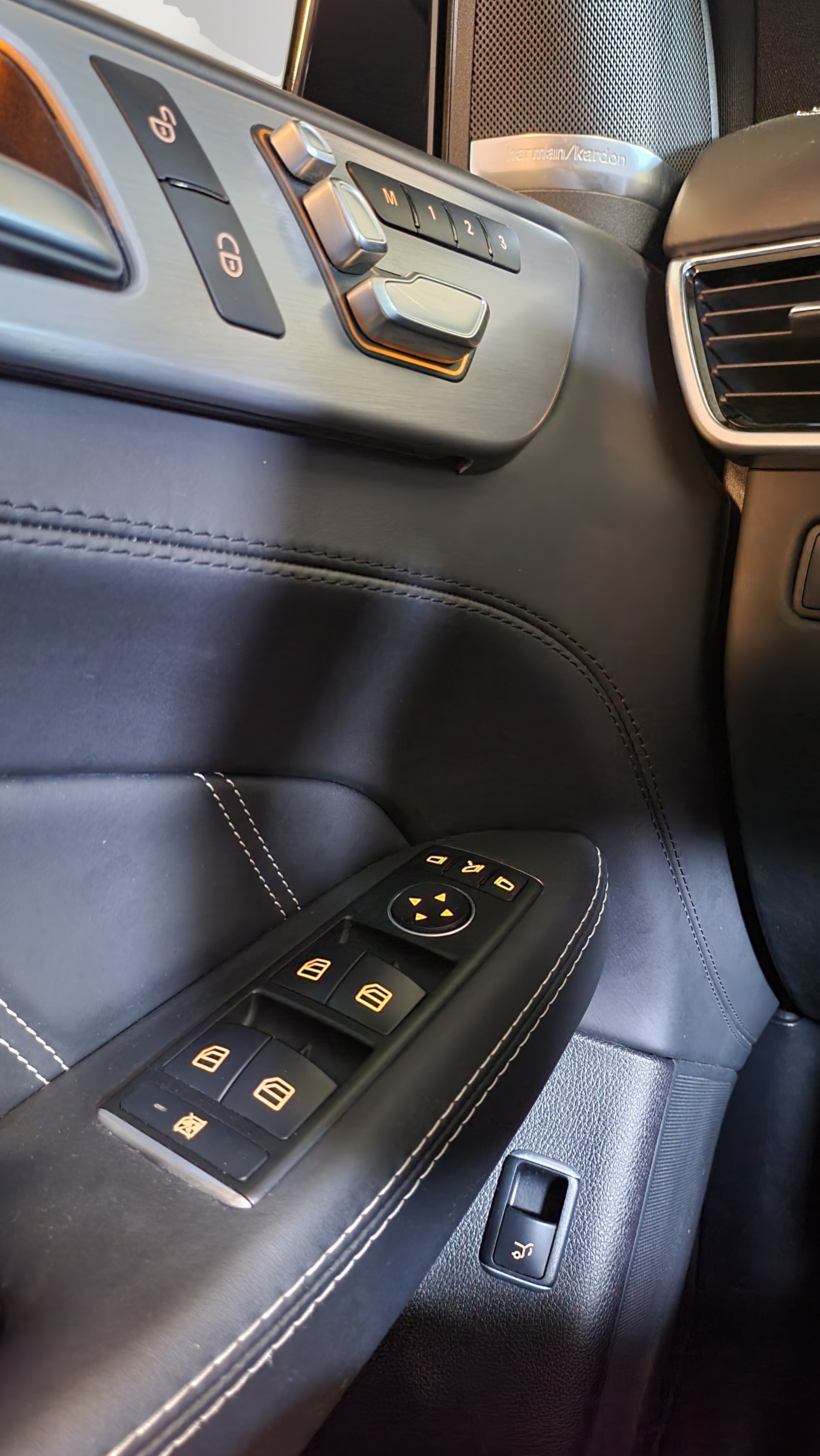 MERCEDES-BENZ GLE Coupé 63 S AMG 4Matic Speedshift-image-15