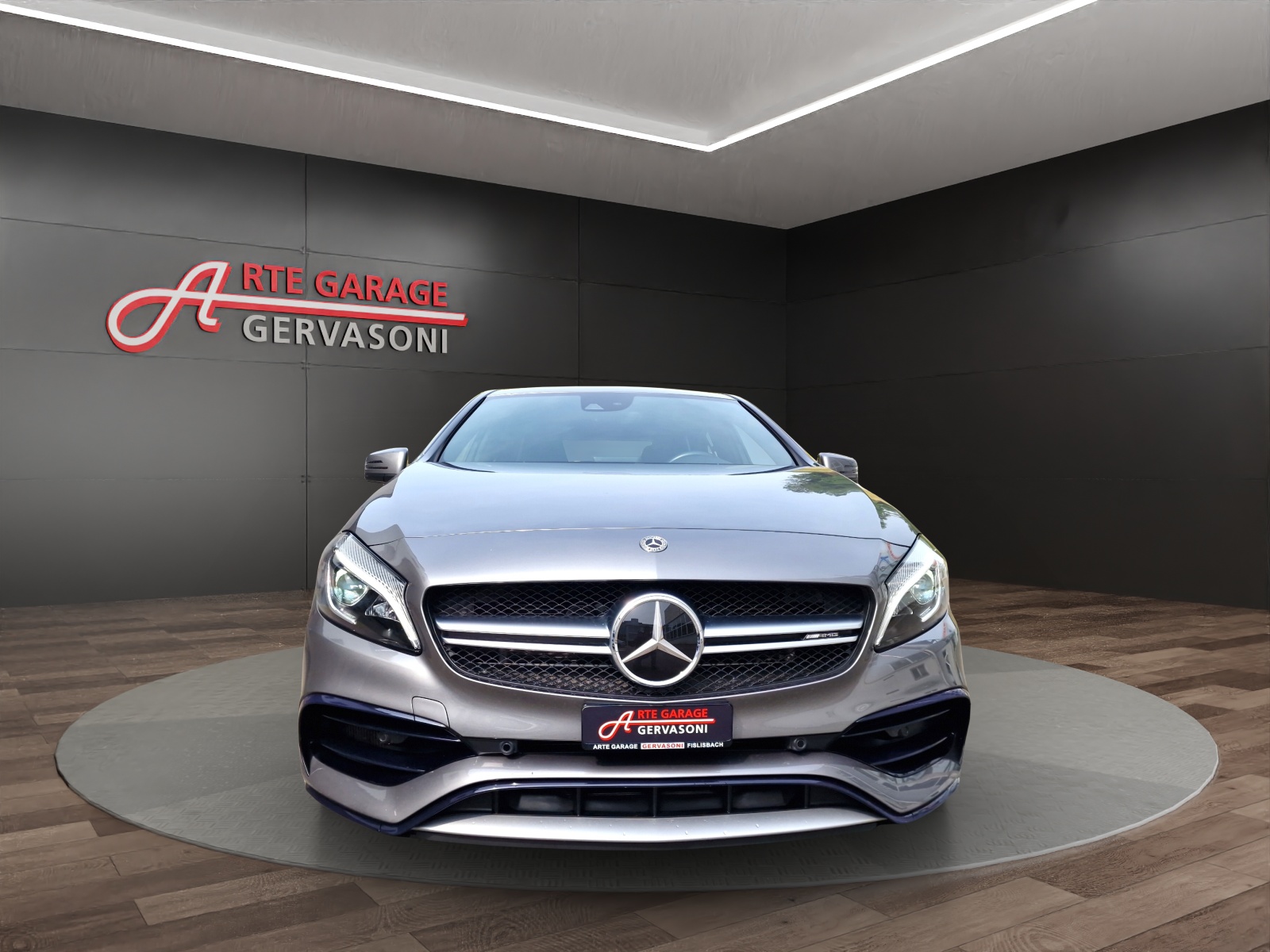 MERCEDES-BENZ A 45 AMG 4Matic-showroom-element-1