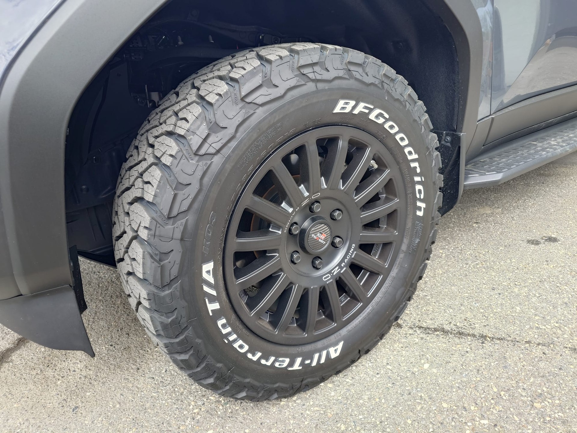 TOYOTA Land Cruiser 2.8TD Style-image-4