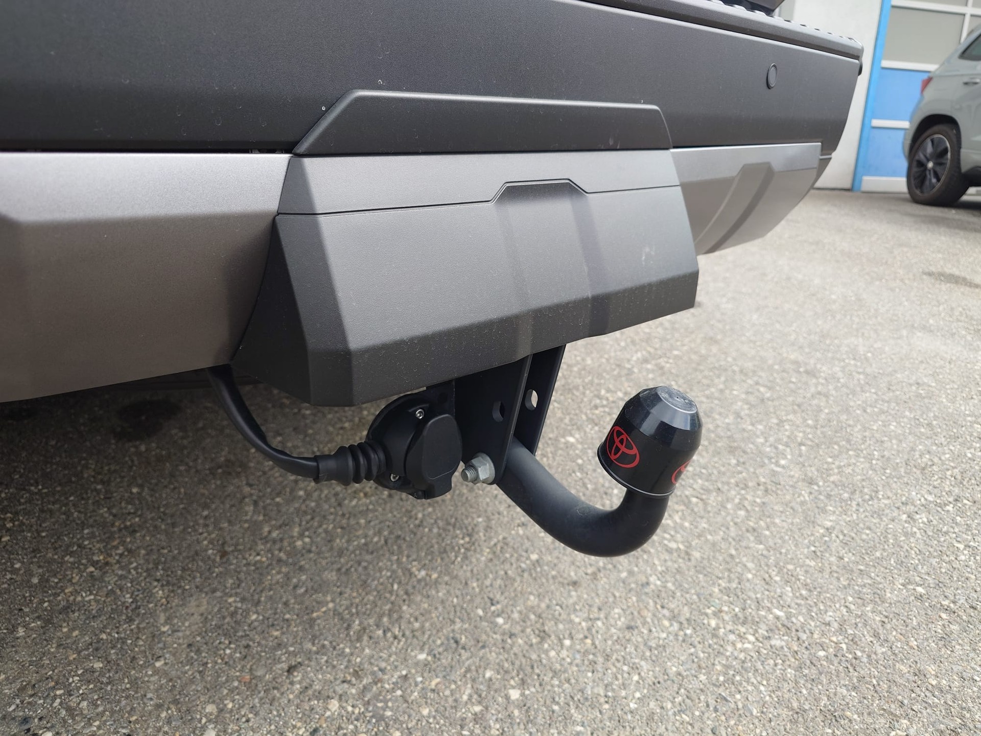 TOYOTA Land Cruiser 2.8TD Style-image-3