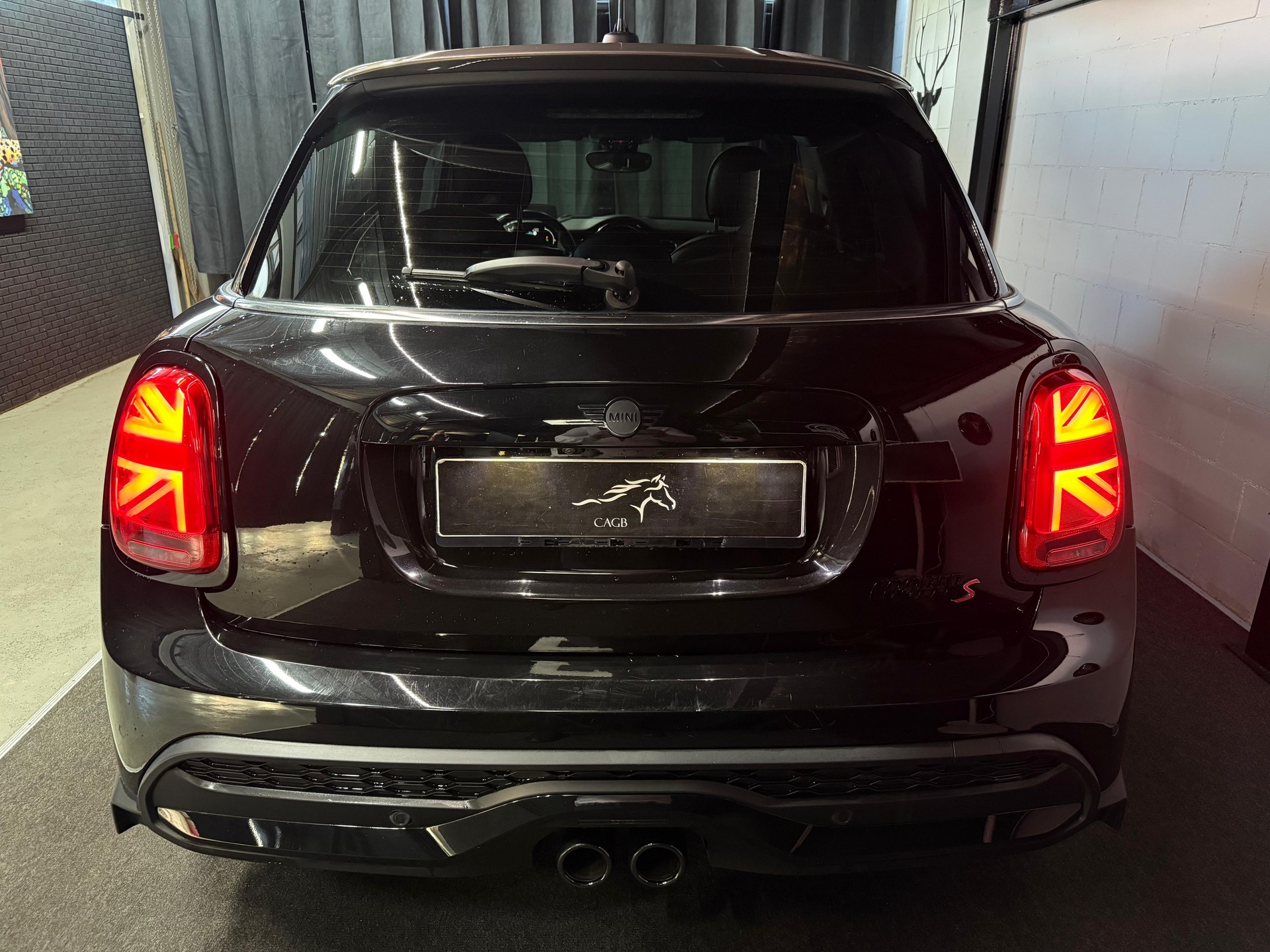 MINI Cooper S Trafalgar Edition Steptronic DKG / All Black / Top-Aausstattung-image-9