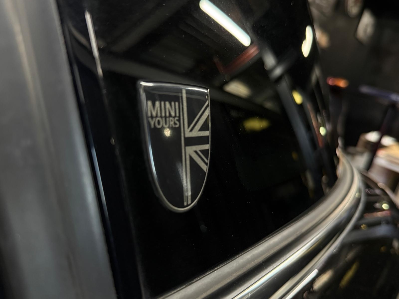 MINI Cooper S Trafalgar Edition Steptronic DKG / All Black / Top-Aausstattung-image-8