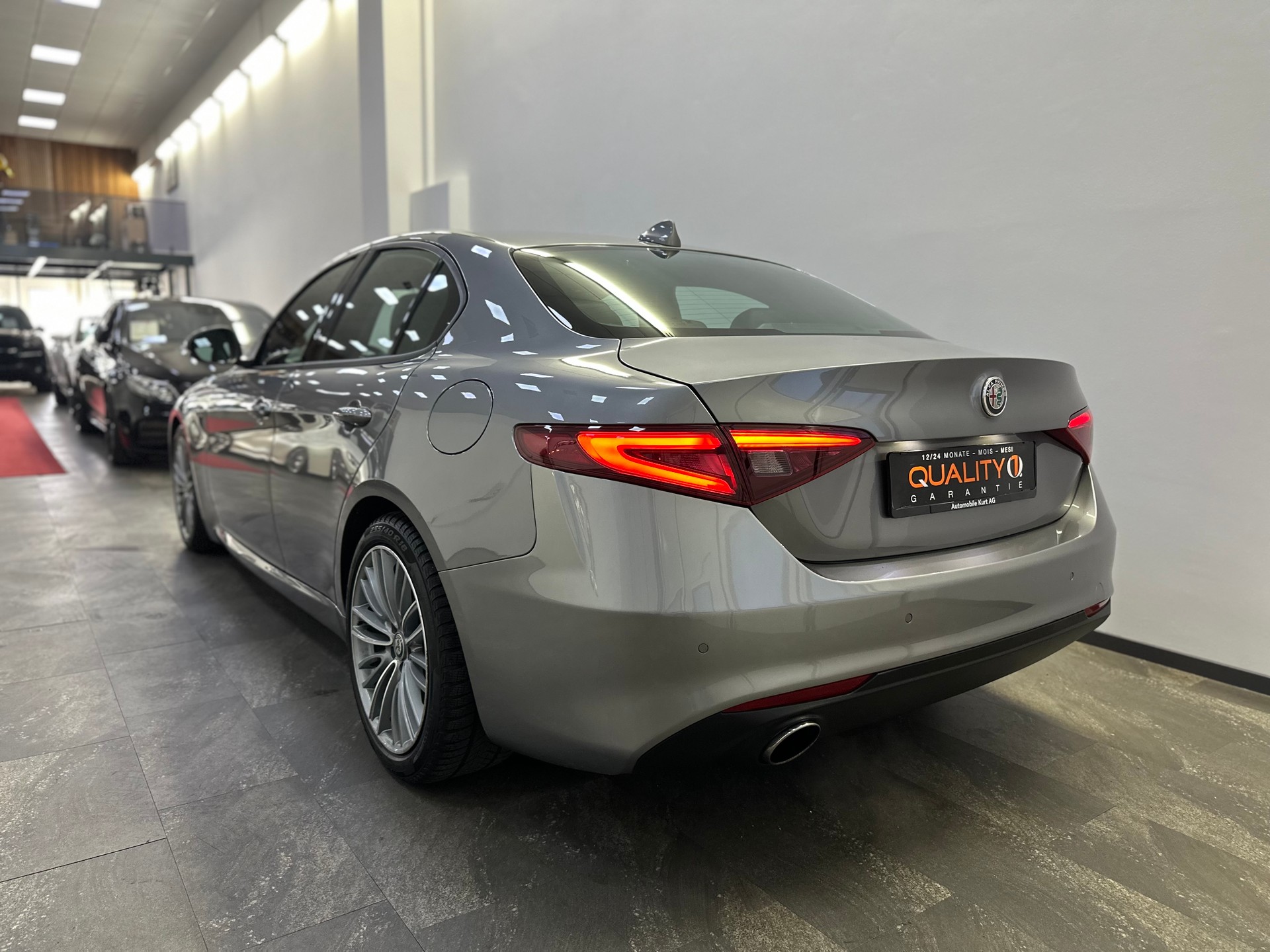 ALFA ROMEO Giulia 2.0 Super Automatic-image-2