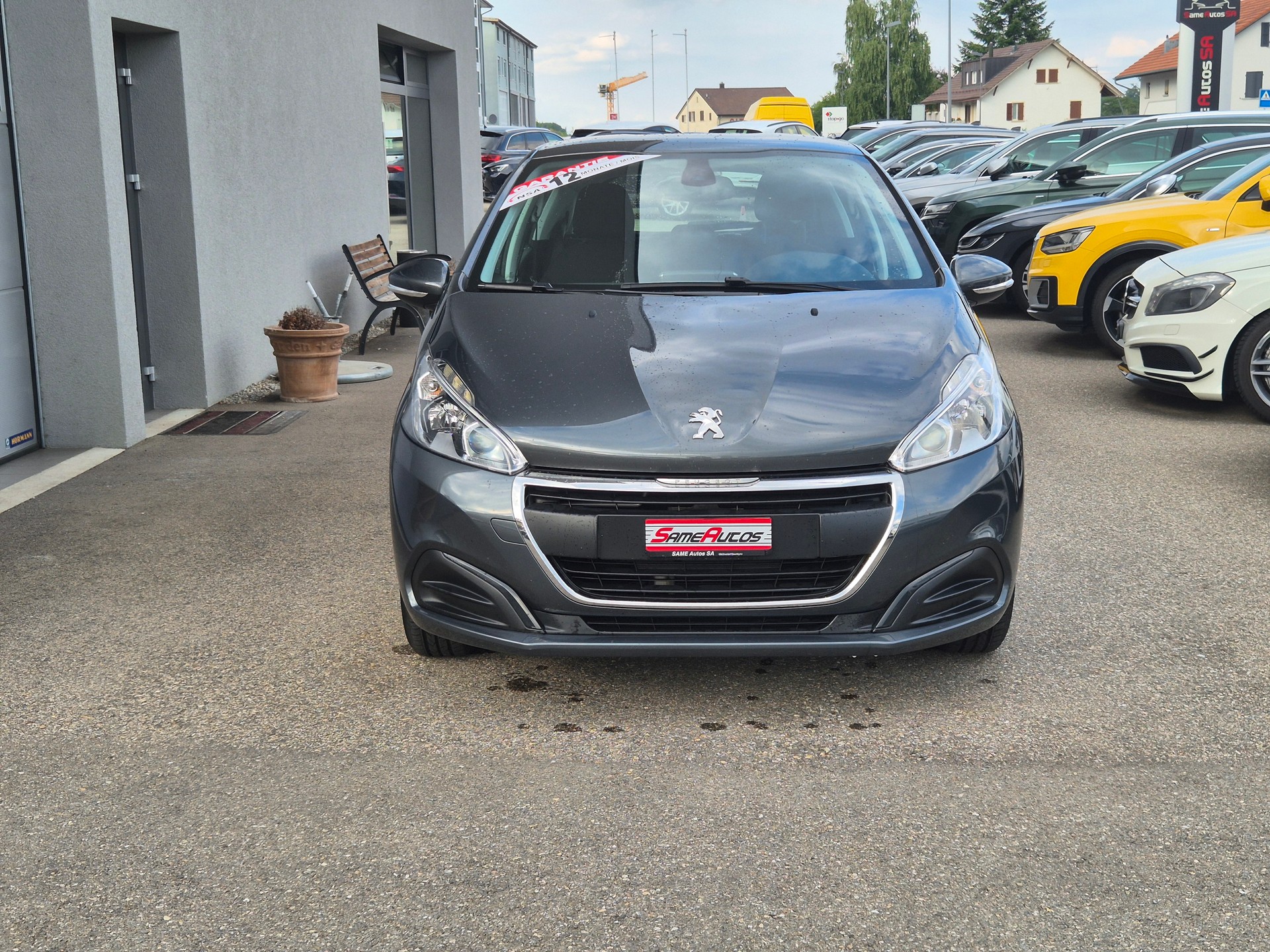 PEUGEOT 208 1.2 VTI Active-image-5