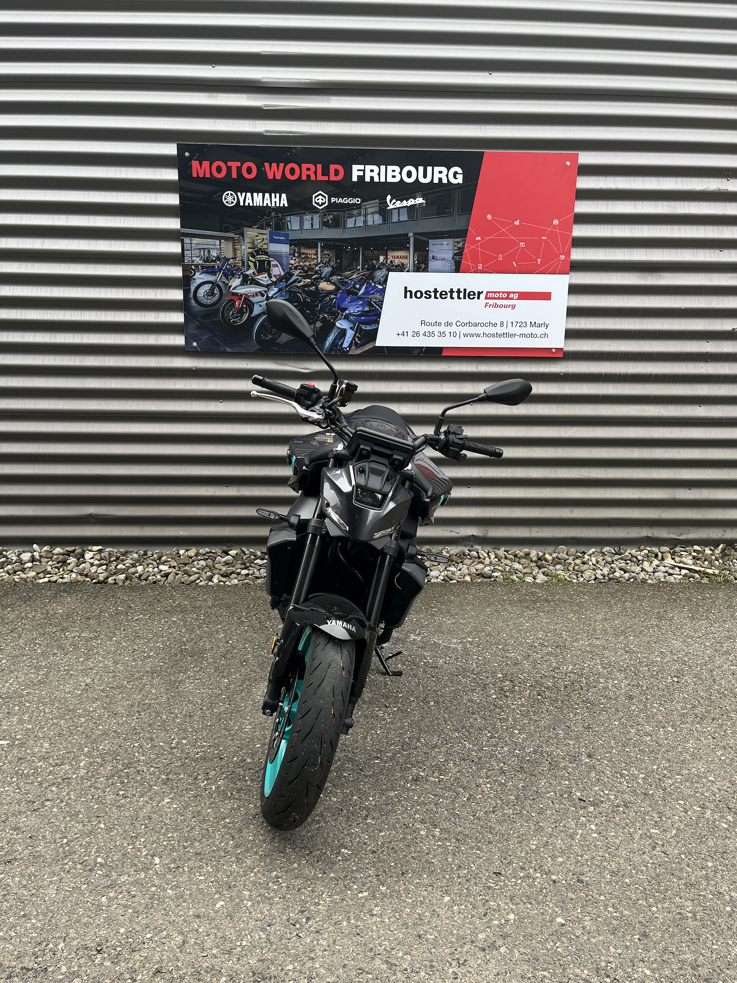 YAMAHA MT-09 Y-AMT-showroom-element-2
