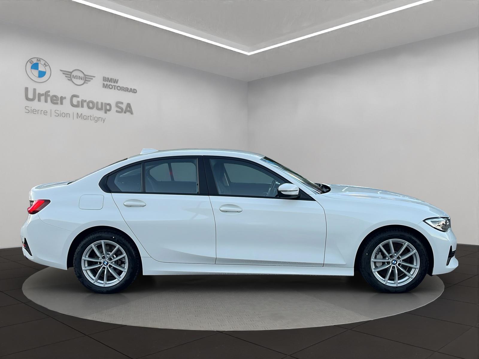 BMW 330d xDrive 48V Steptronic-image-6