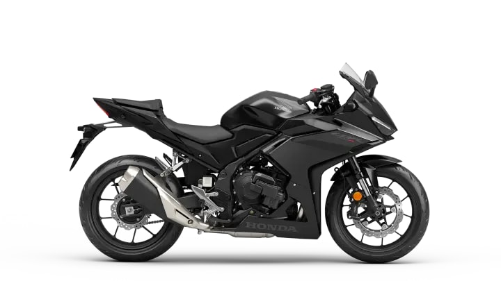 HONDA CBR 500R*Modell 2026**Neufahrzeug**Matte Gunpowder Black Metallic**Jetzt Reservierung möglich*
