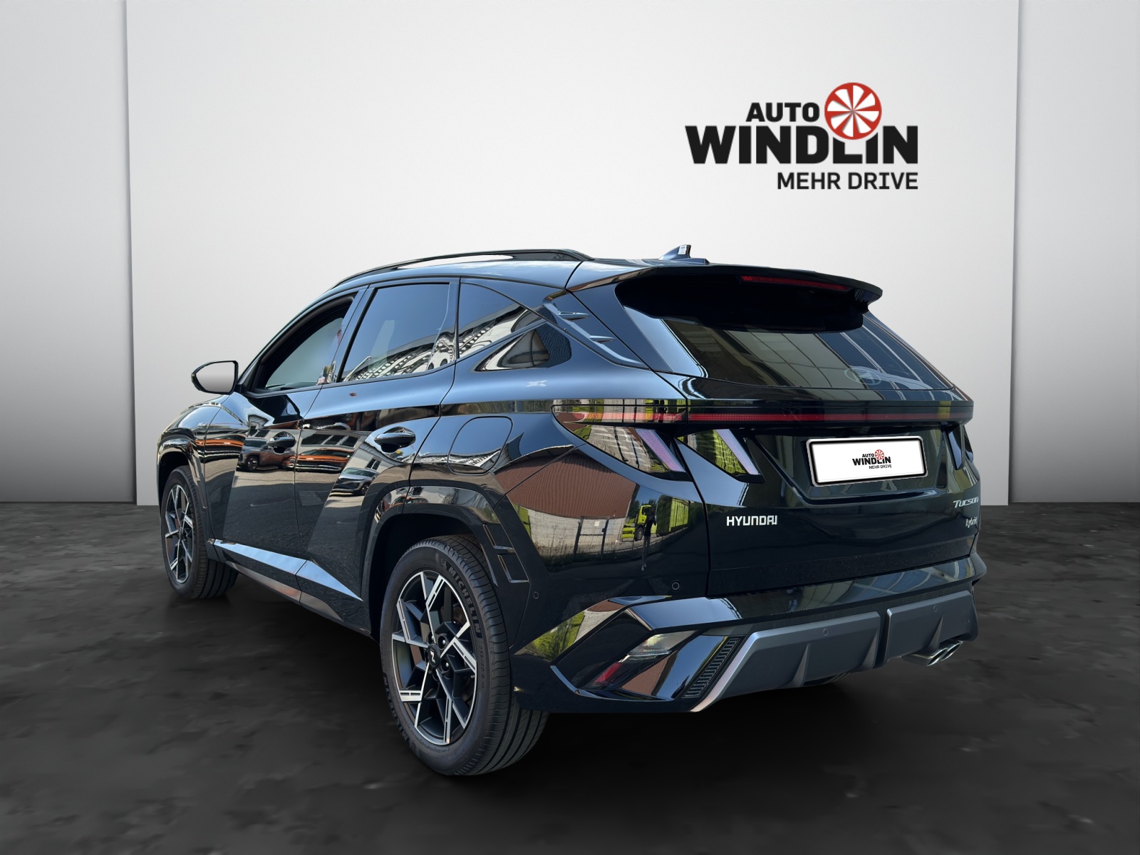 HYUNDAI Tucson 1.6 T-GDi HEV N-Line LUX.pack 4WD MY26-image-3