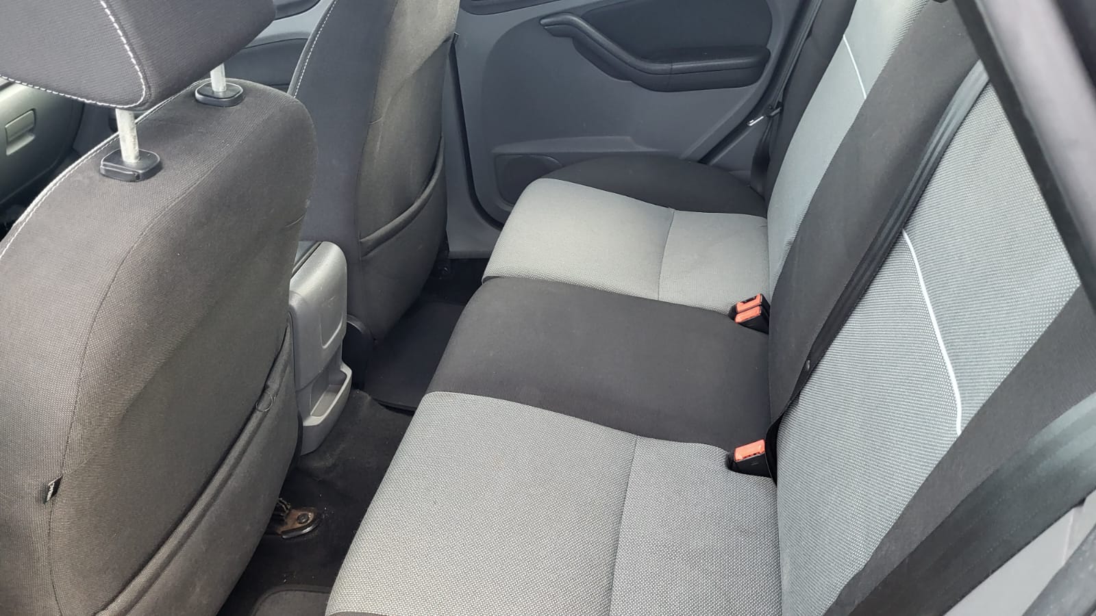 FORD Focus 2.0i Carving-image-4