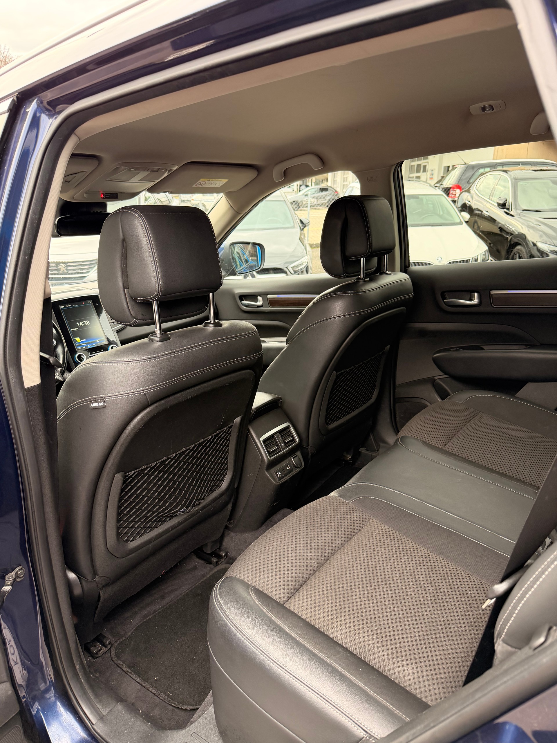 RENAULT Koleos 2.0 dCi Intens 4x4 Xtronic CVT-image-8