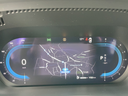 VOLVO XC60 B5 B AWD Plus Bright-image-8