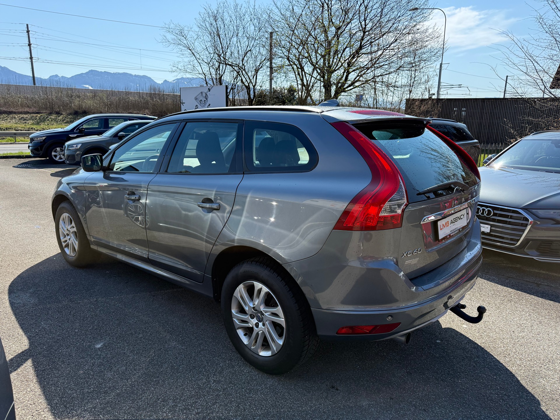 VOLVO XC60 D3 Kinetic-image-5