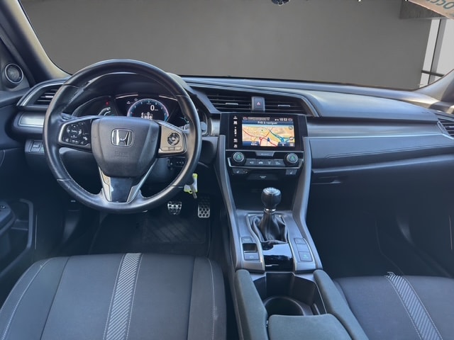 HONDA Civic 1.0 VTEC Elegance-image-12