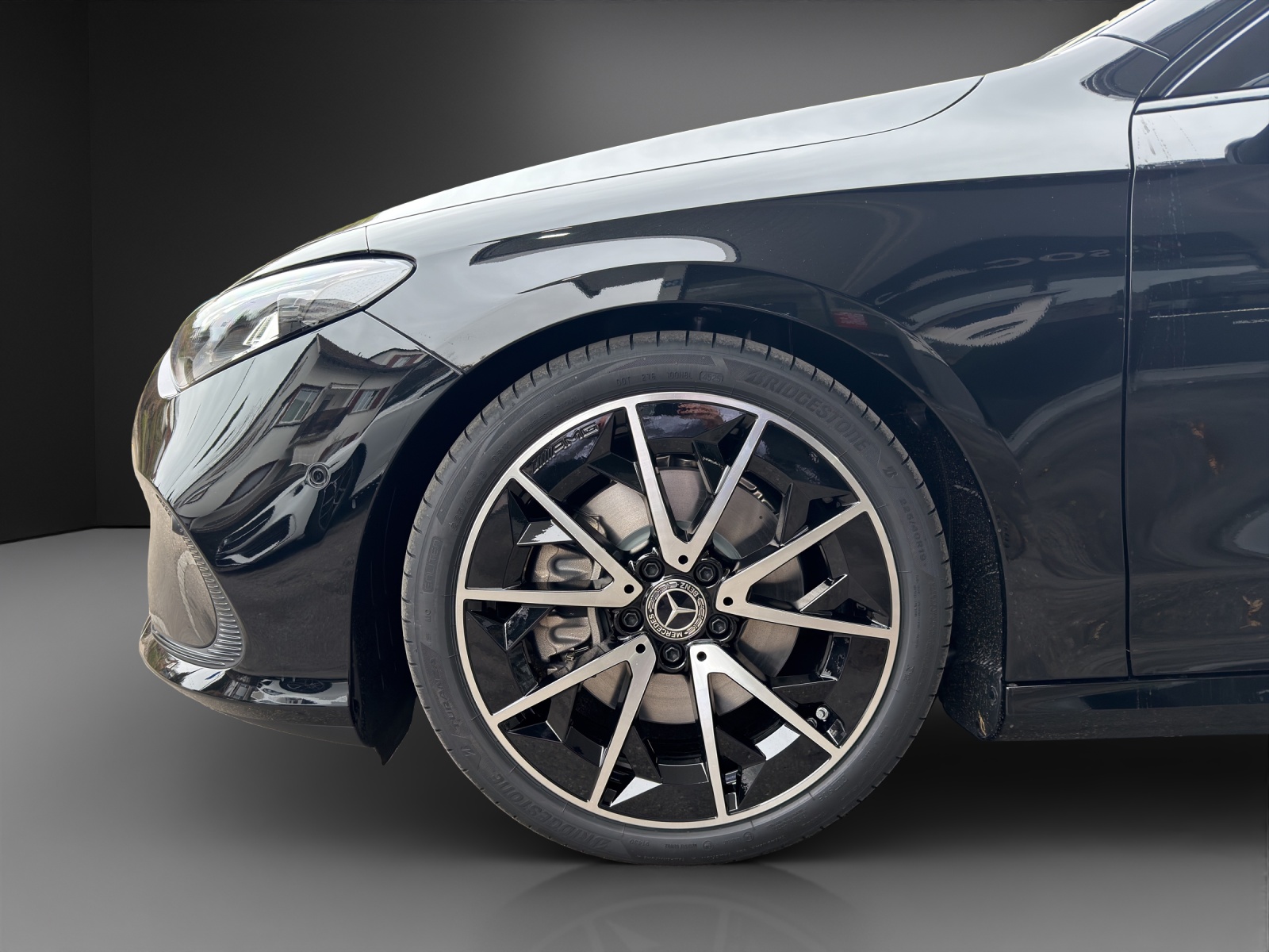 MERCEDES-BENZ CLA 200 8G-DCT 4Matic-image-8