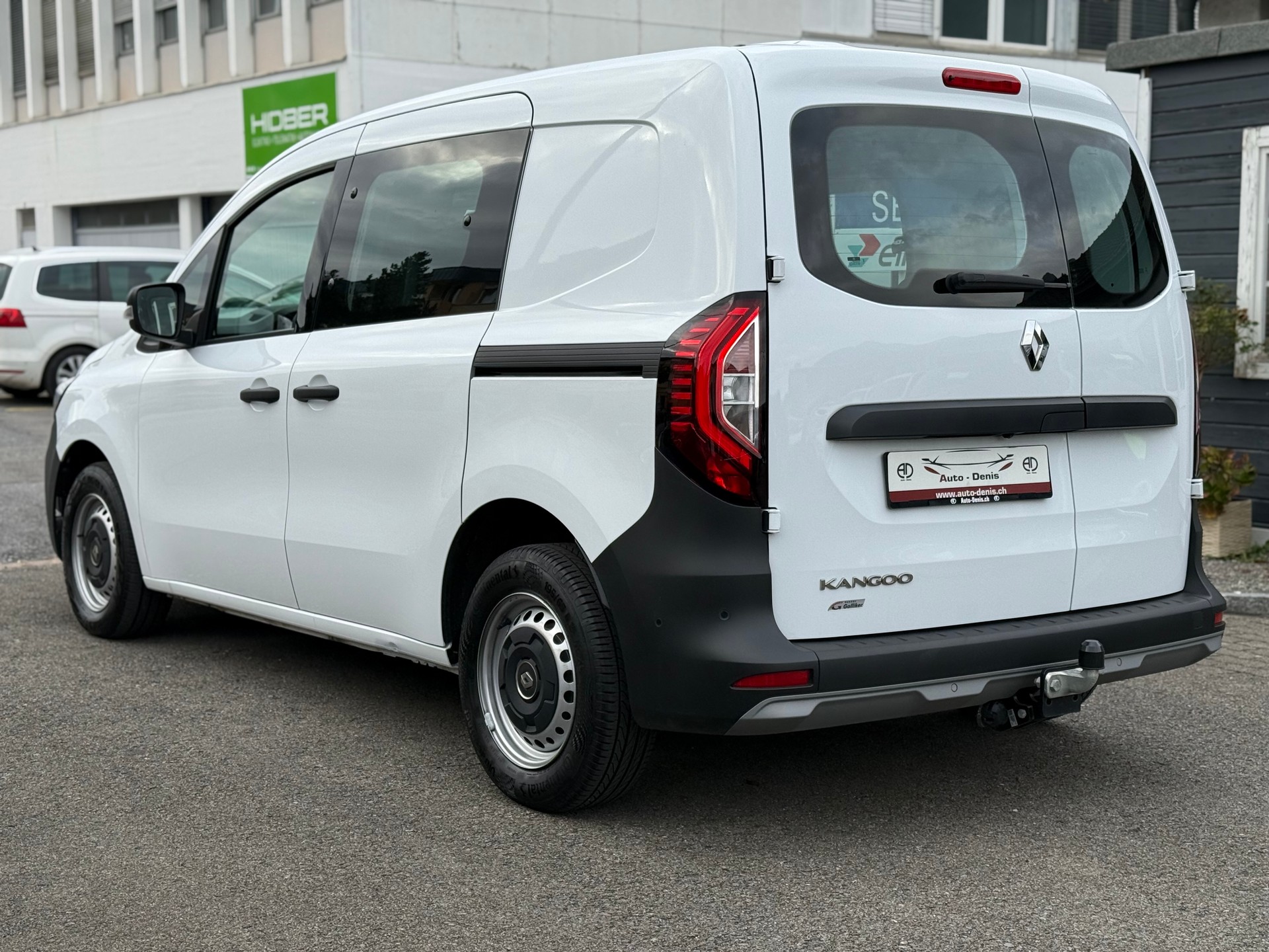 RENAULT Kangoo Van 1.5 dCi Standard 95 Extra * AHK *-image-10
