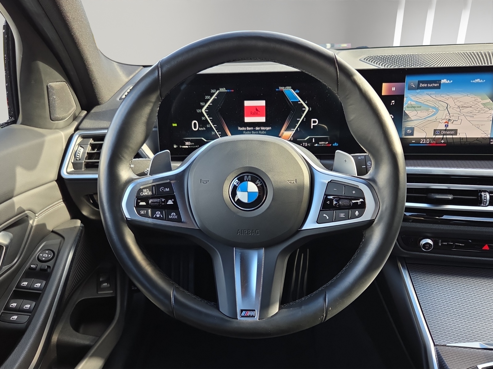 BMW 320d xDrive 48V Touring Steptronic M Sport-image-7