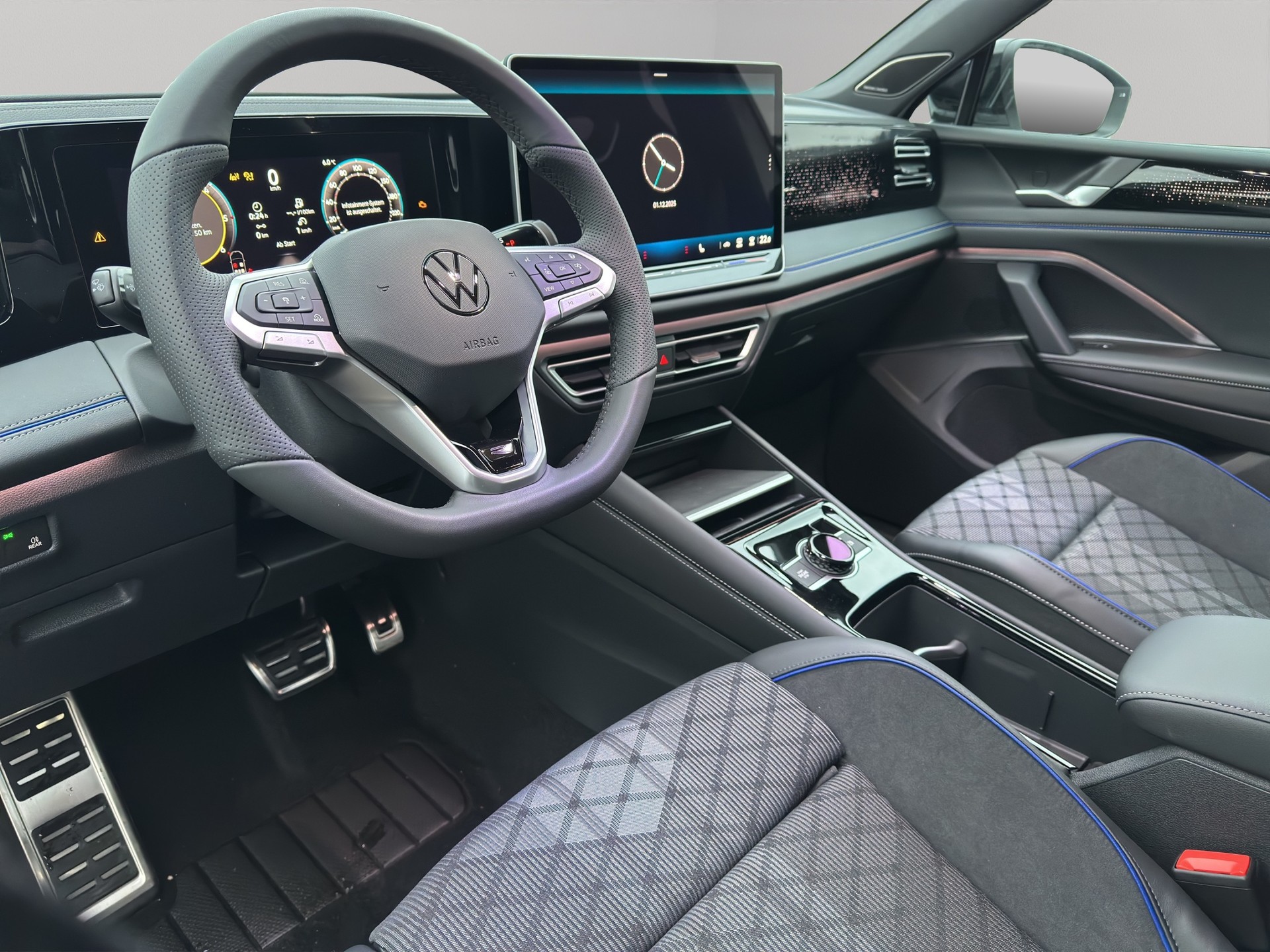 VW Tiguan 2.0 TSI United DSG 4Motion-image-9