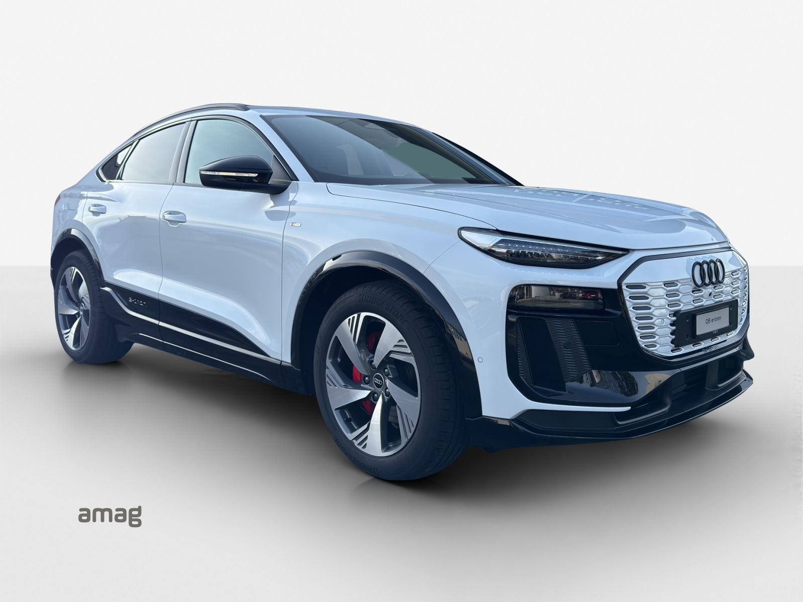 AUDI Q6 Sportback e-tron quattro-image-5