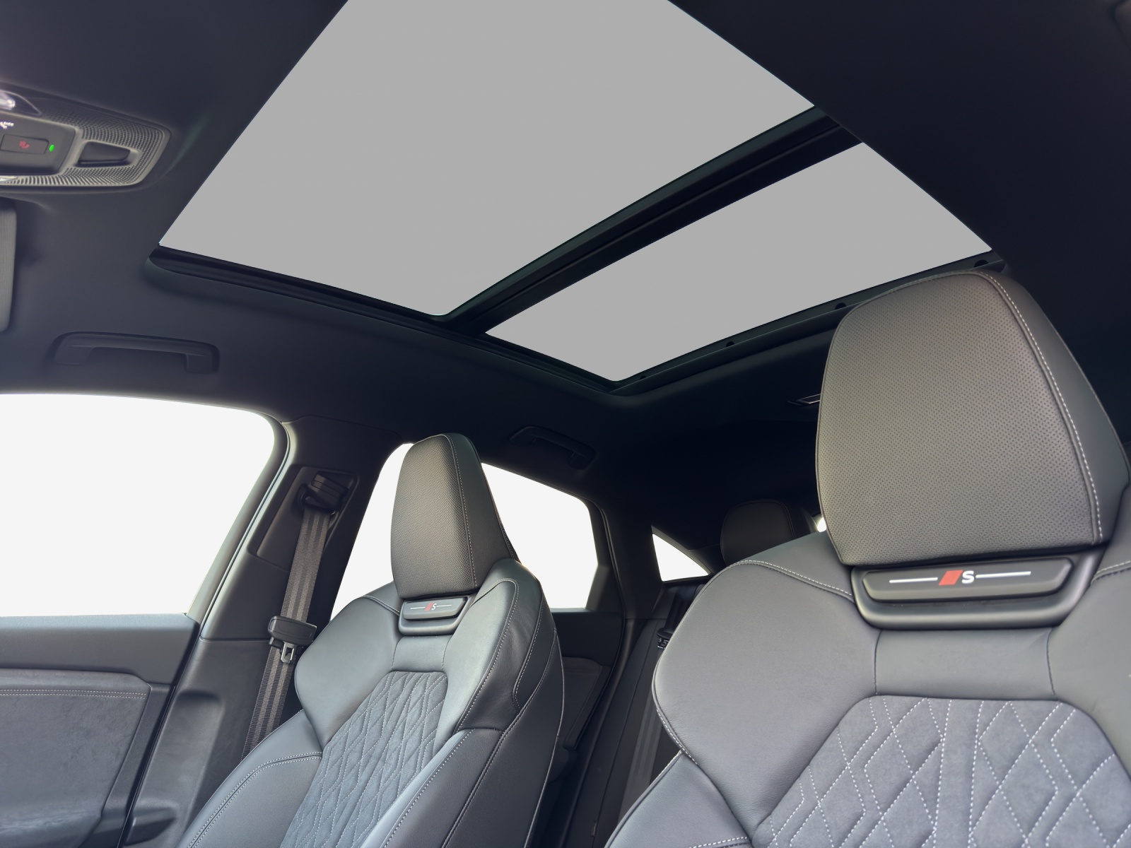 AUDI Q6 Sportback e-tron quattro-image-14
