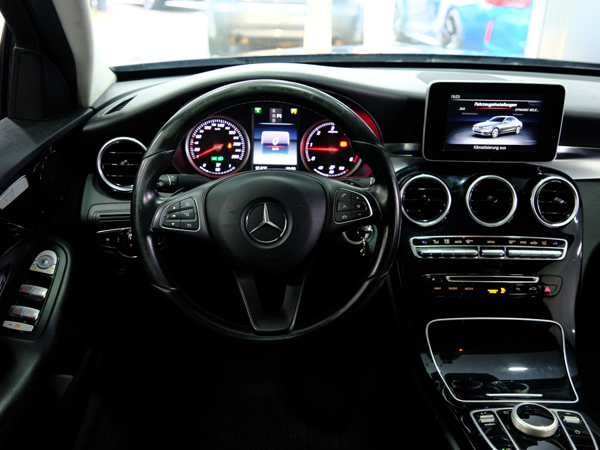 MERCEDES-BENZ C 220 BlueTEC 7G-Tronic-image-9