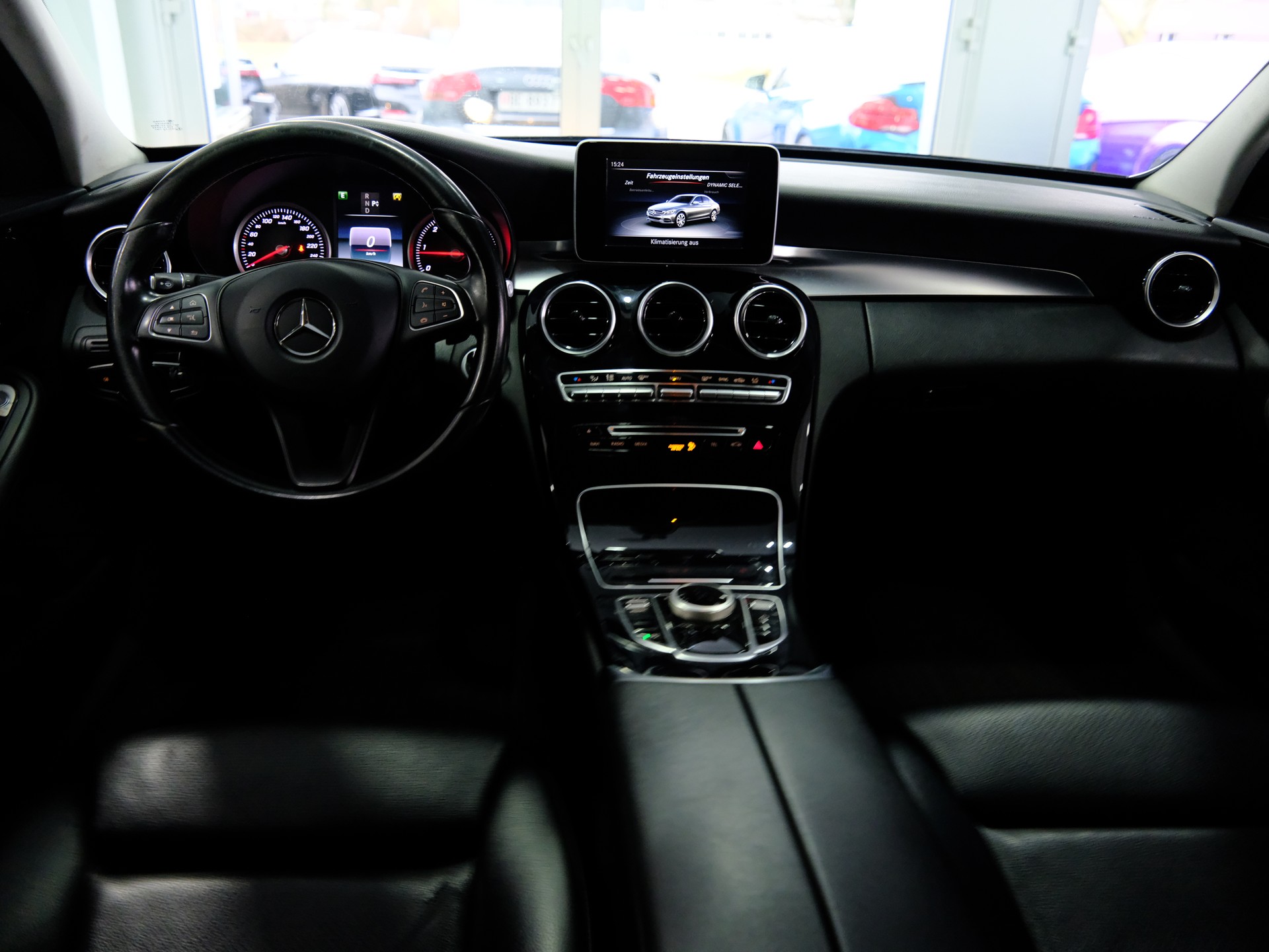 MERCEDES-BENZ C 220 BlueTEC 7G-Tronic-image-11