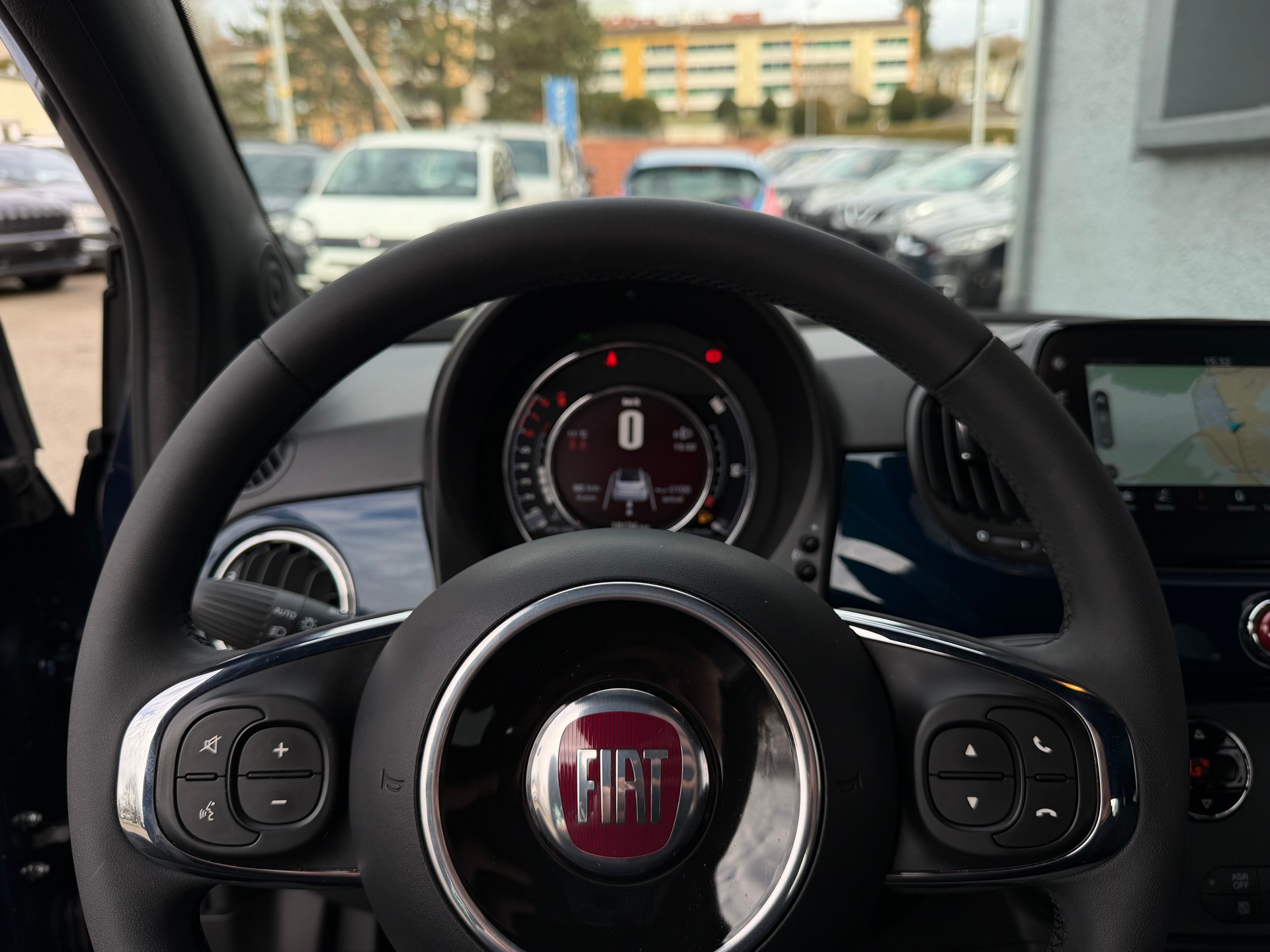 FIAT 500 1.0 N3 MildHybrid Swiss Edition-image-7