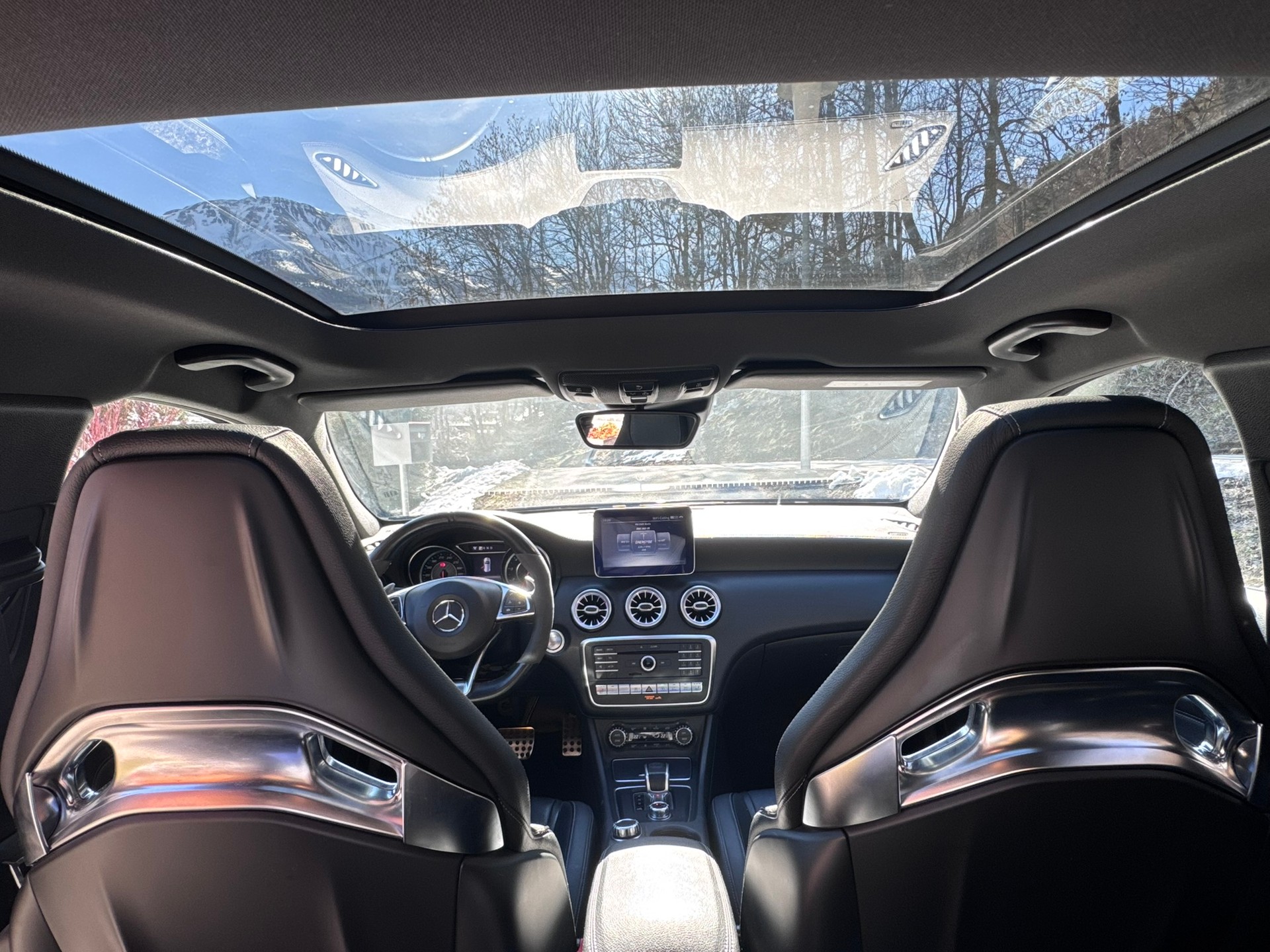 MERCEDES-BENZ A 45 AMG 4Matic Speedshift 7G-DCT-image-3