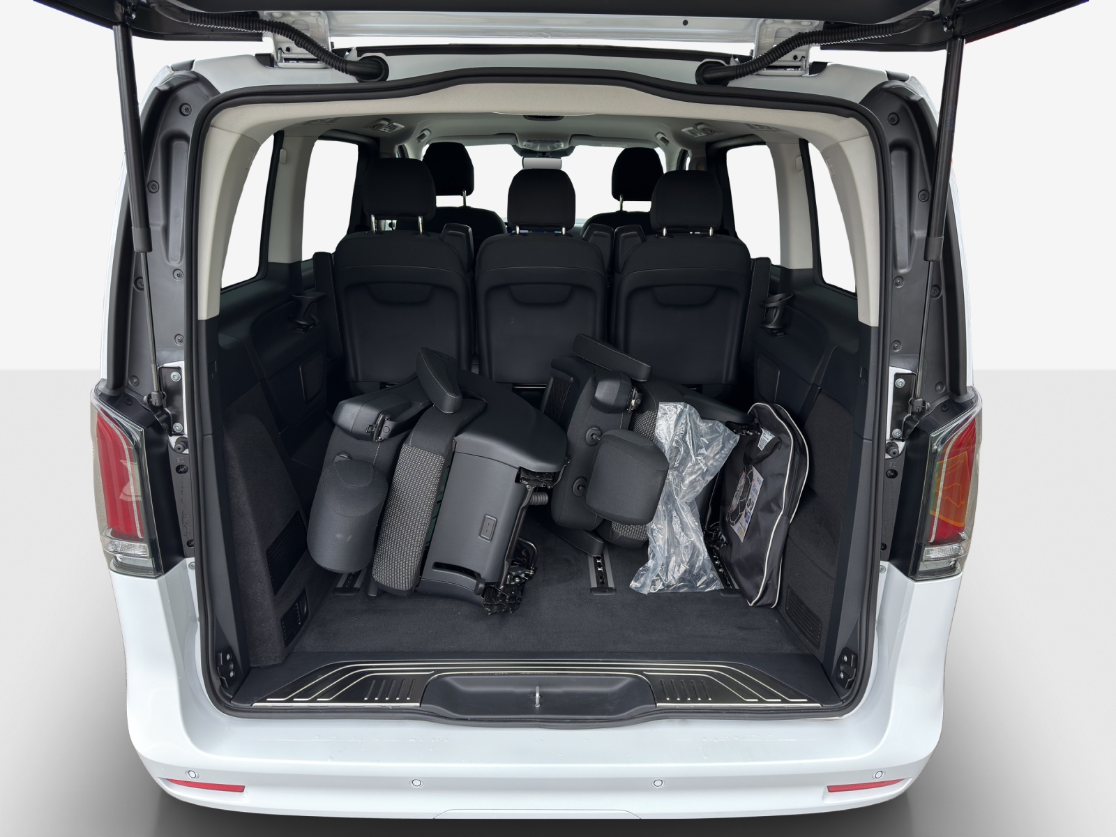 MERCEDES-BENZ V 250 d kompakt Trend 4Matic 9G-Tronic-image-12