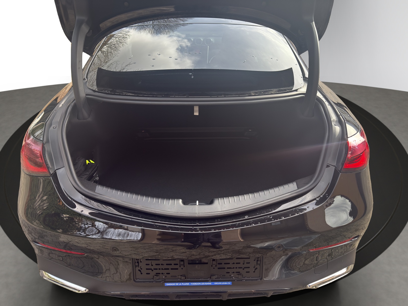 MERCEDES-BENZ CLE 200 Coupé 4Matic 9G-Tronic-image-10