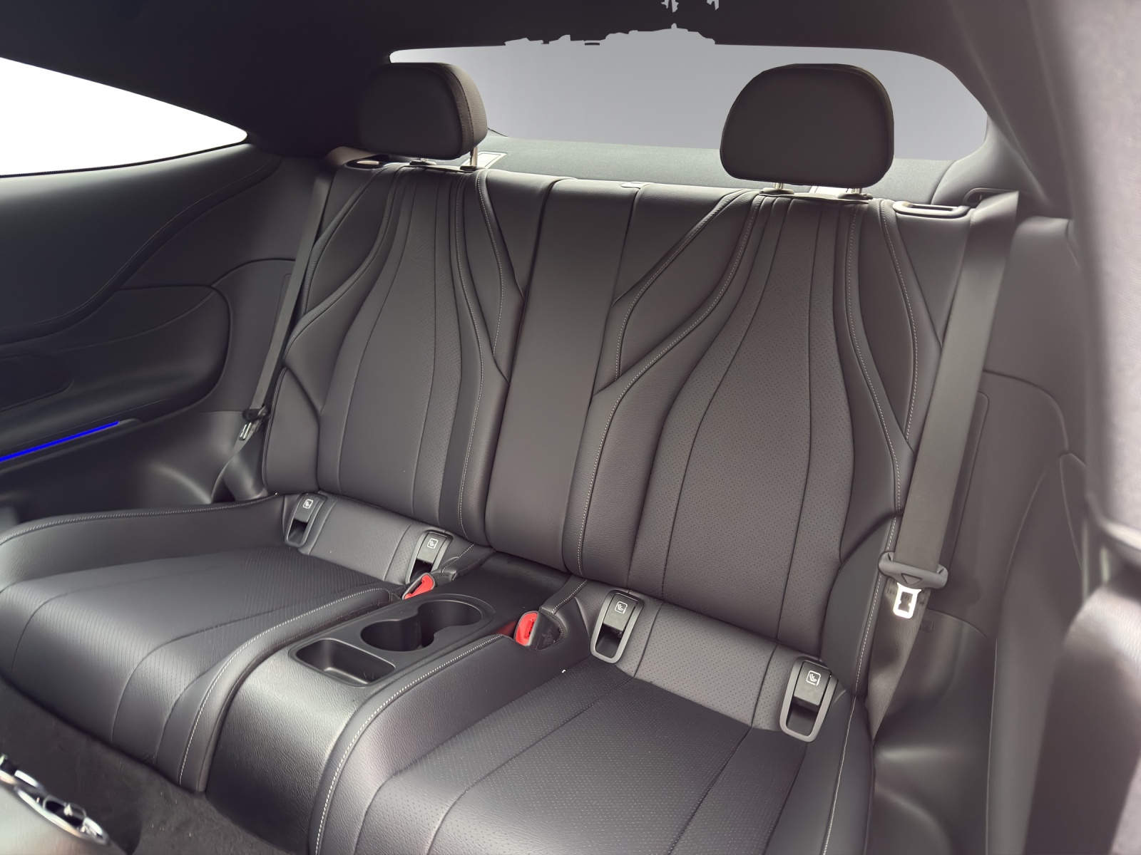 MERCEDES-BENZ CLE 200 Coupé 4Matic 9G-Tronic-image-8