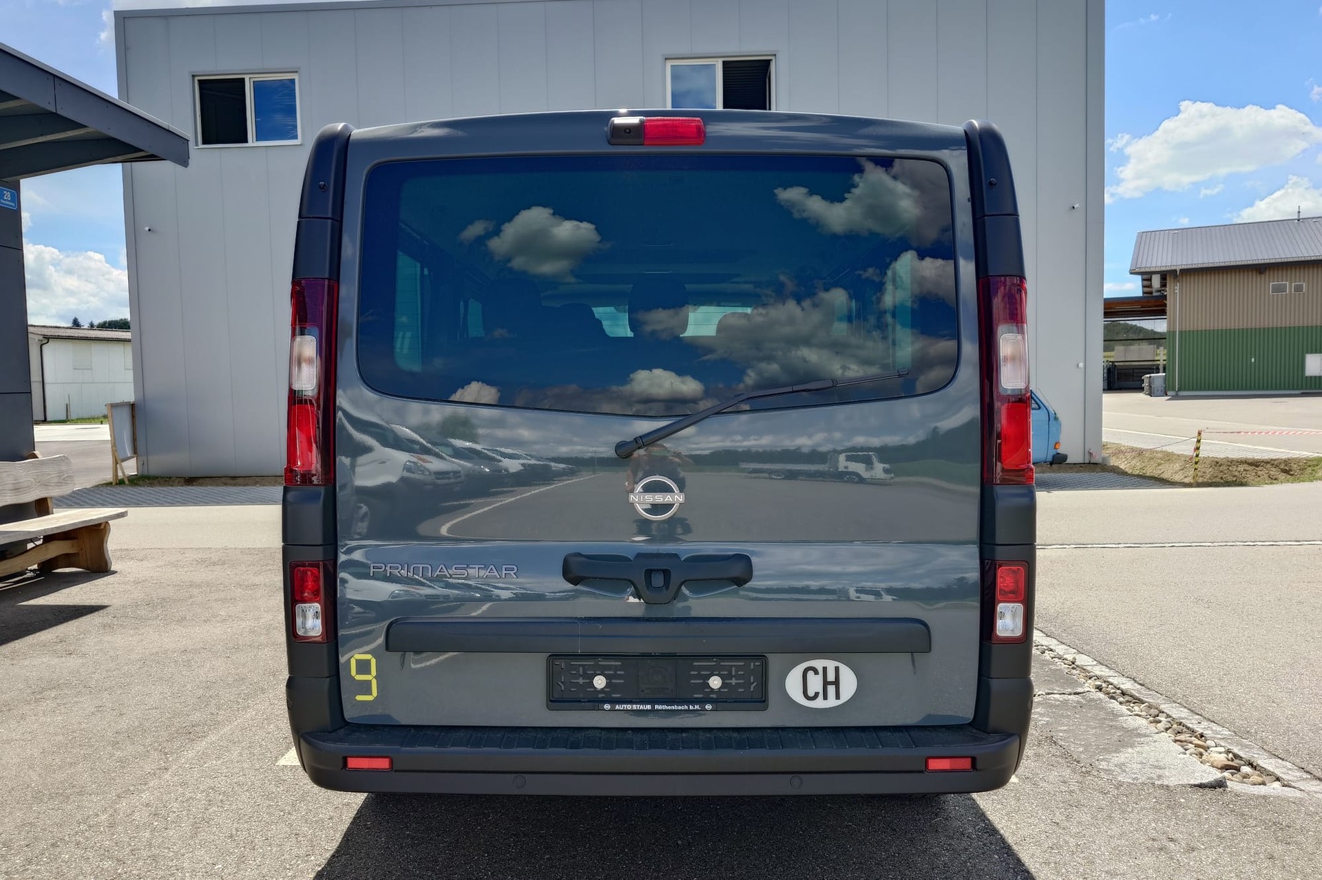 NISSAN Primastarr Kombi 3.0 t L2 H1 2. Tekna-image-3