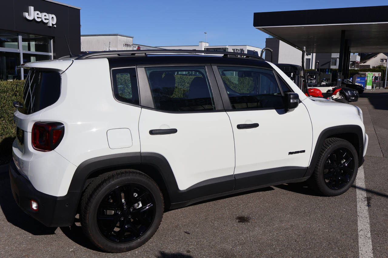 JEEP Renegade 1.5 Turbo Summit Plus Sky-image-2