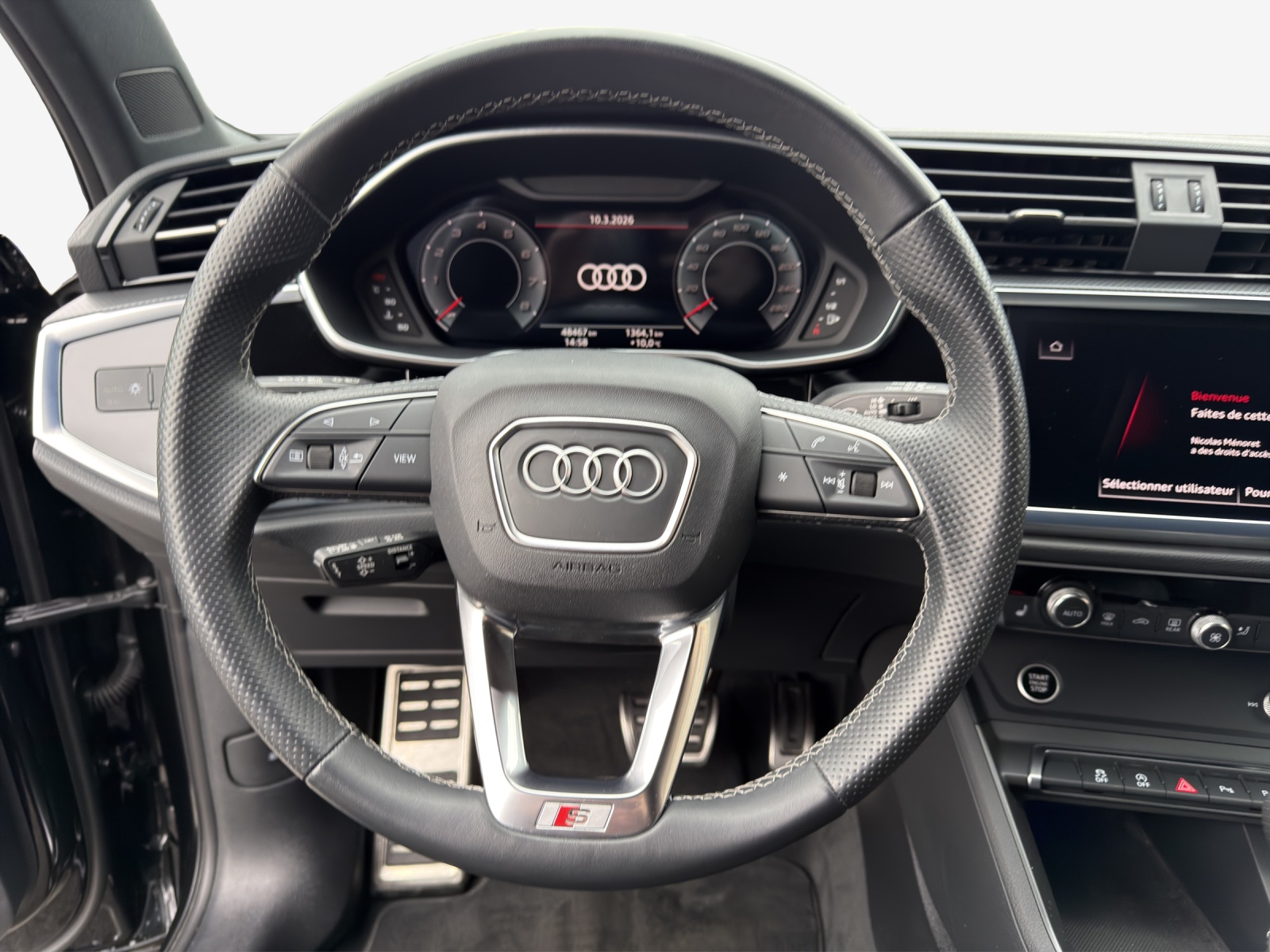 AUDI Q3 35 TFSI S line Attraction S-tronic-image-9
