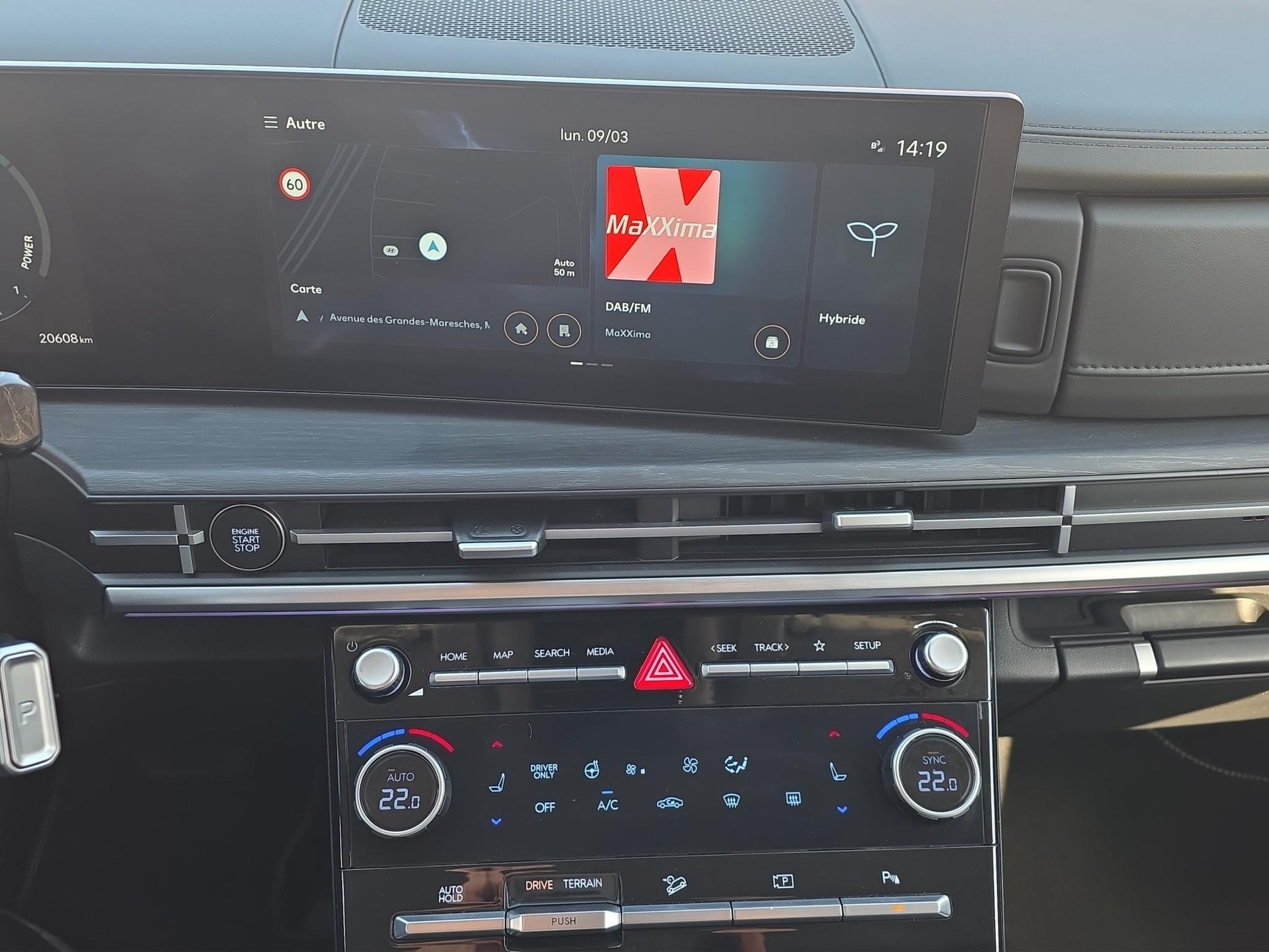 HYUNDAI Santa Fe 1.6 T-GDi HEV Vertex-image-11