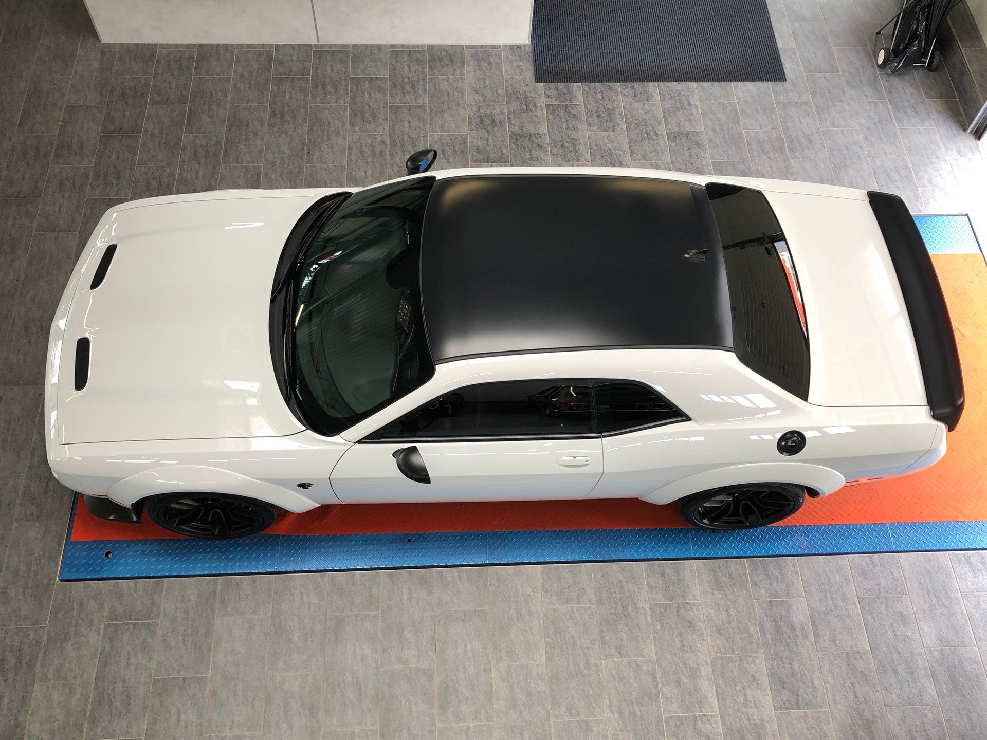 DODGE Challenger SRT 6.2-V8 Hellcat WIDEBODY Redeye-image-17