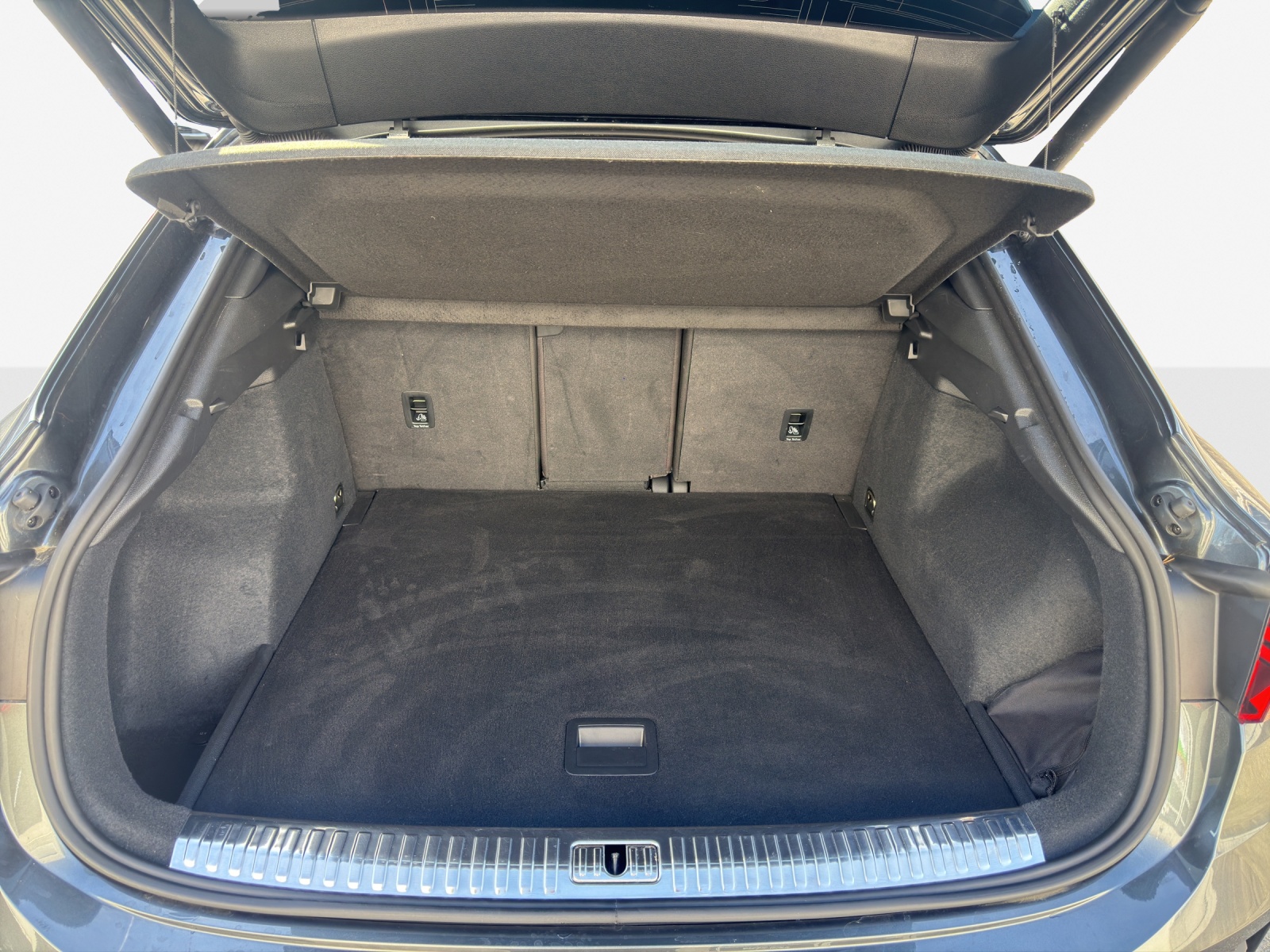 AUDI Q3 Sportback 35 TFSI S line Attraction S-tronic-image-12