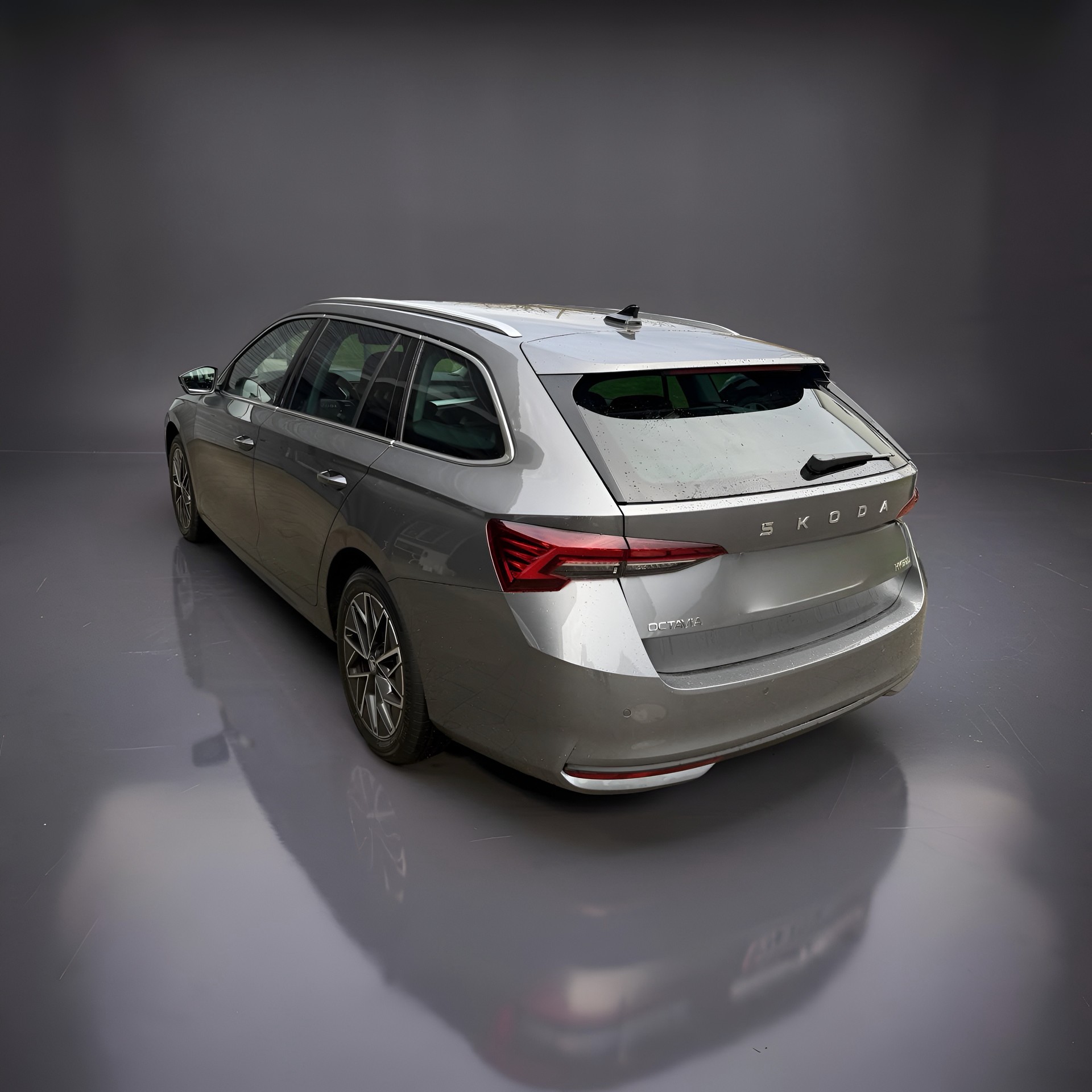 SKODA Octavia Combi 1.5 TSI mHEV DSG Selection-image-1