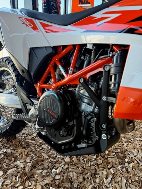 KTM 690 Enduro R-image-4