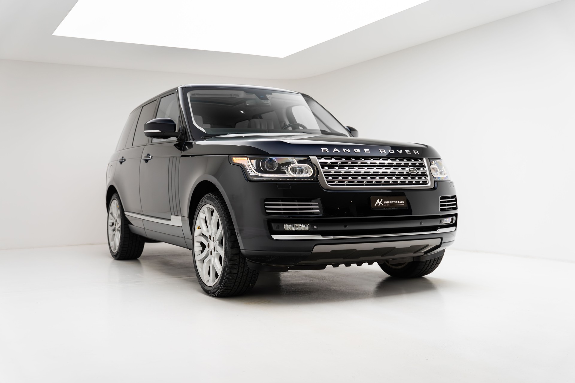 LAND ROVER Range Rover 4.4 SDV8 Autobiography-image-2