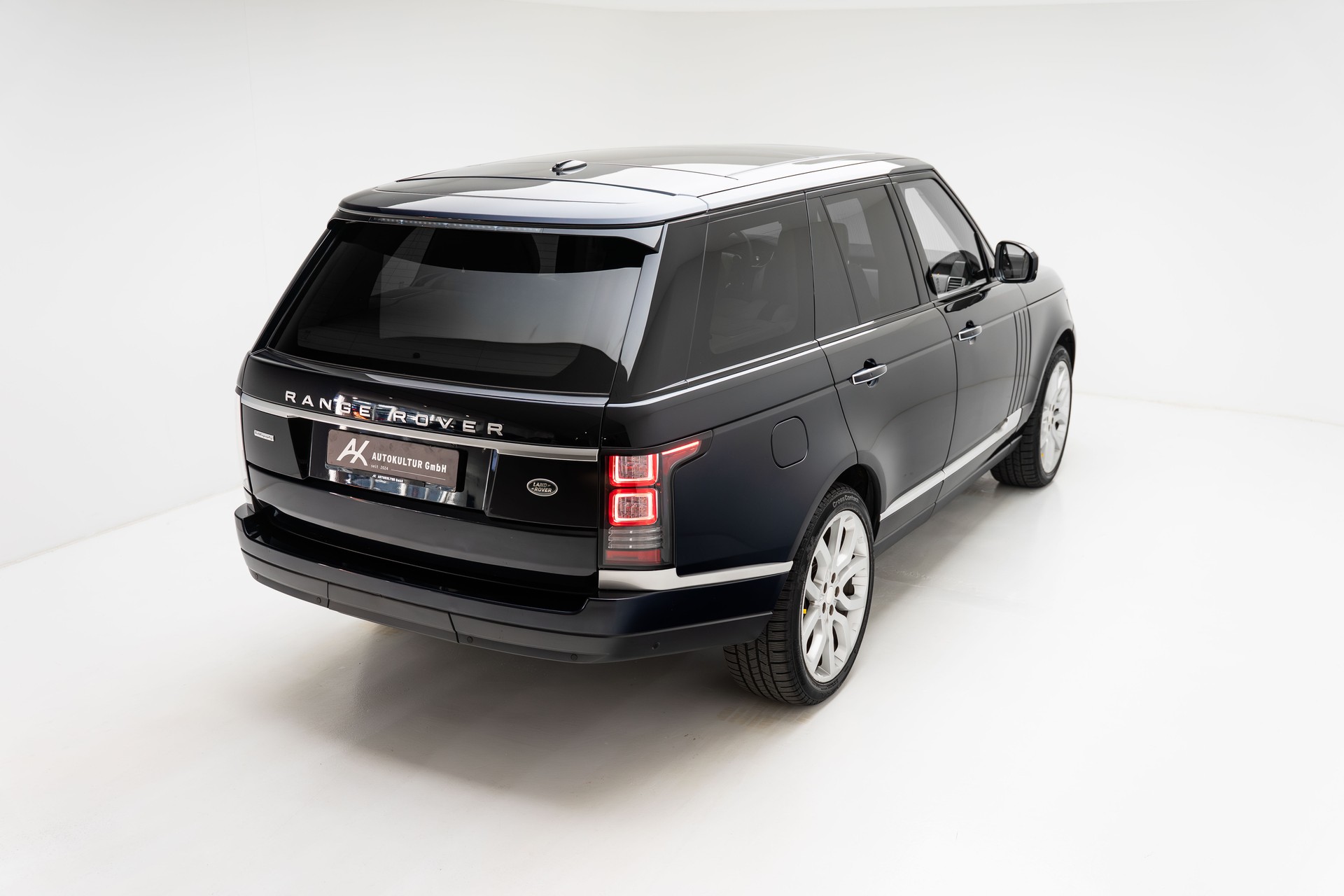 LAND ROVER Range Rover 4.4 SDV8 Autobiography-image-10