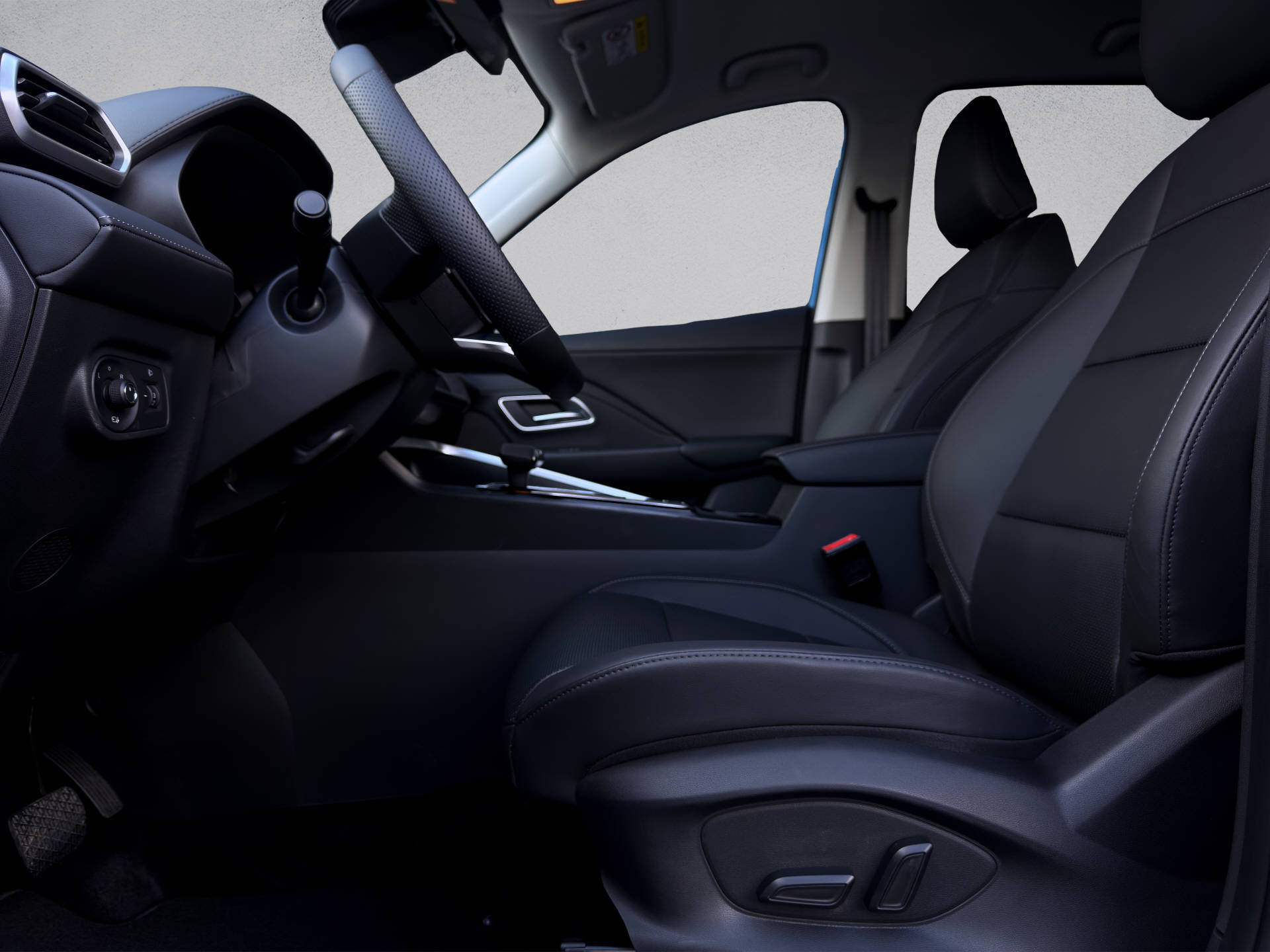 MG ZS 1.5 Hybrid+ Luxury-image-14